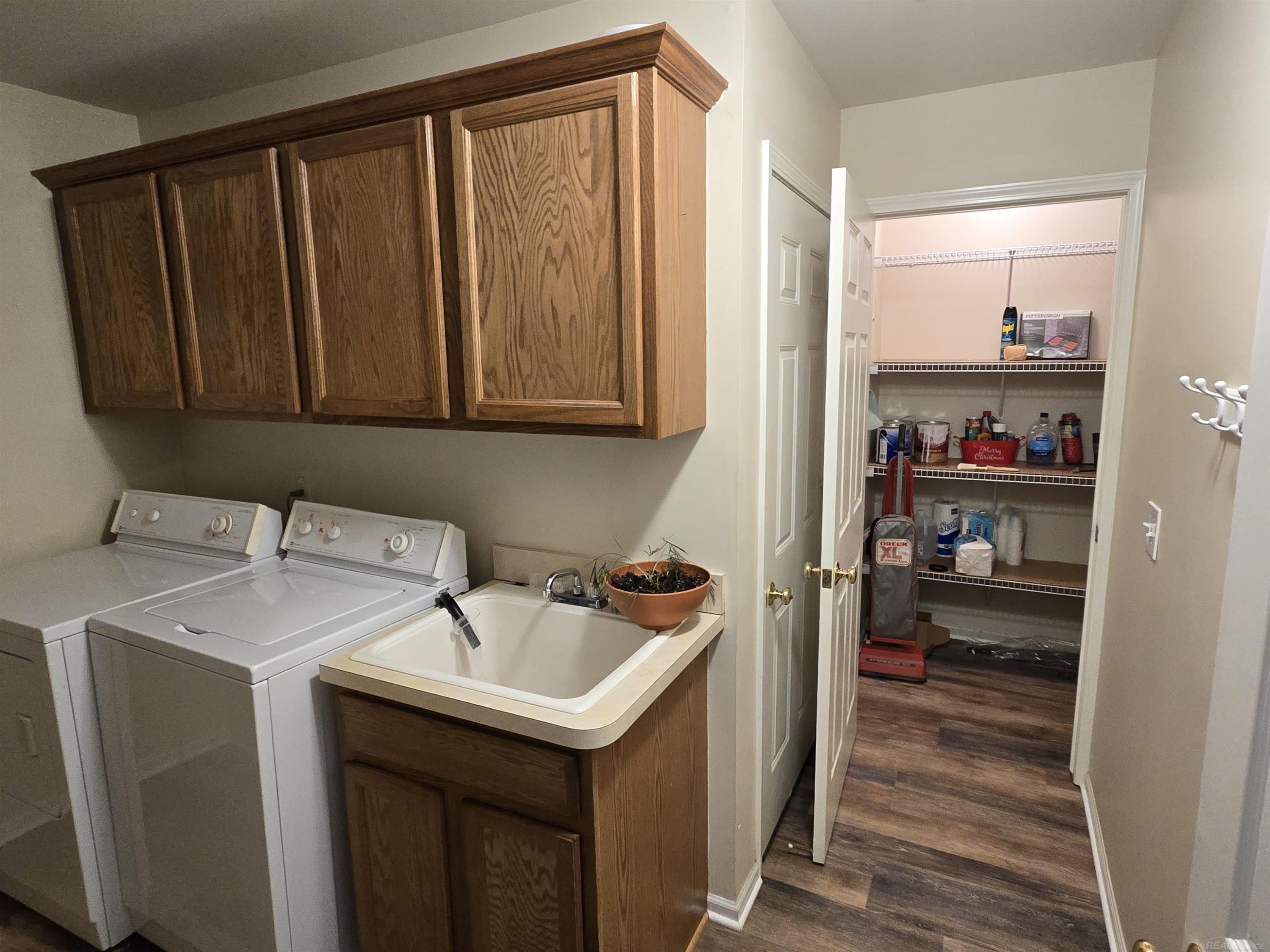 41088 Greenspire Street, Clinton Twp, MI 48038 — Photo 15
