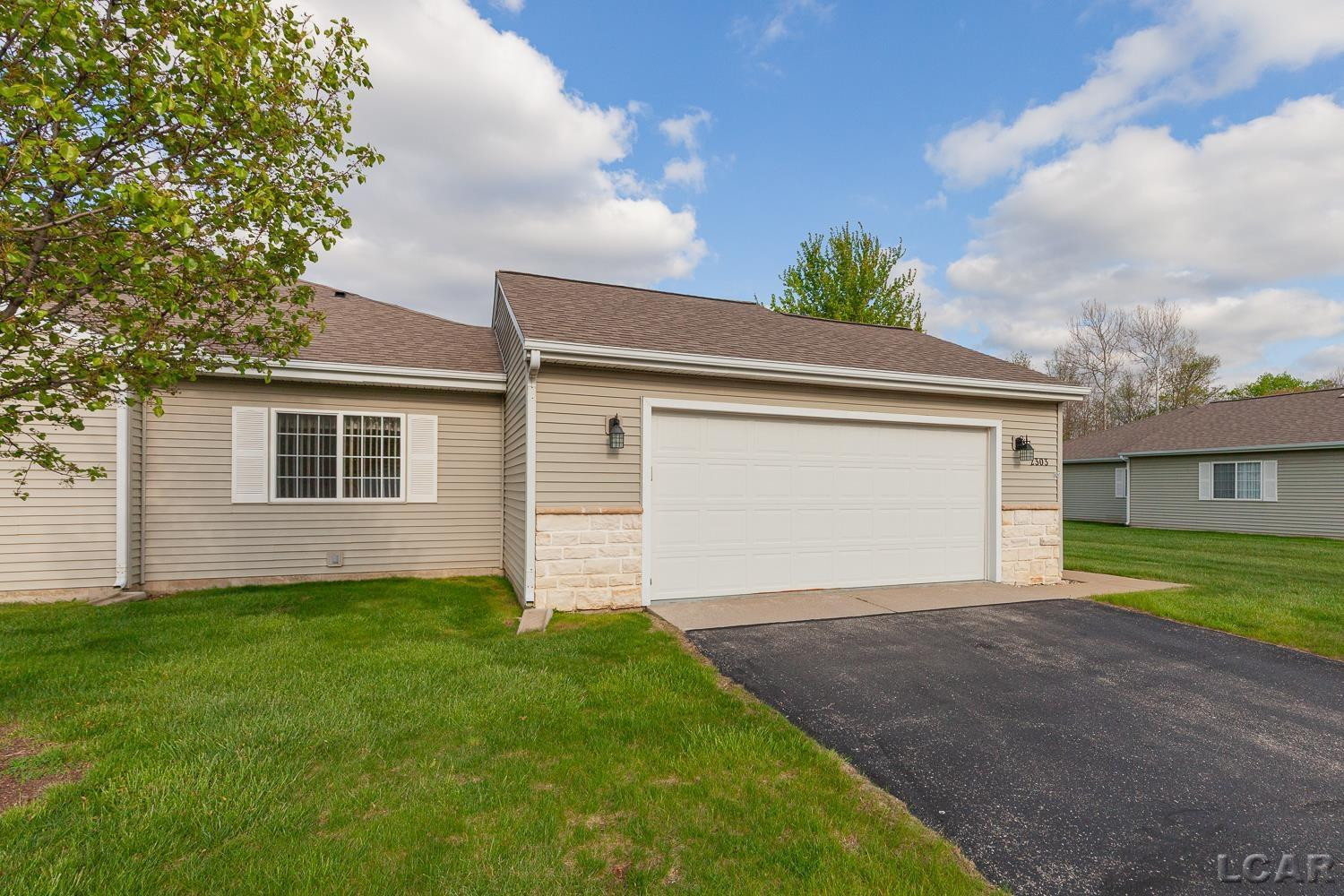 2303 LAKEWOOD Drive, Adrian, MI 49221 — Photo 6