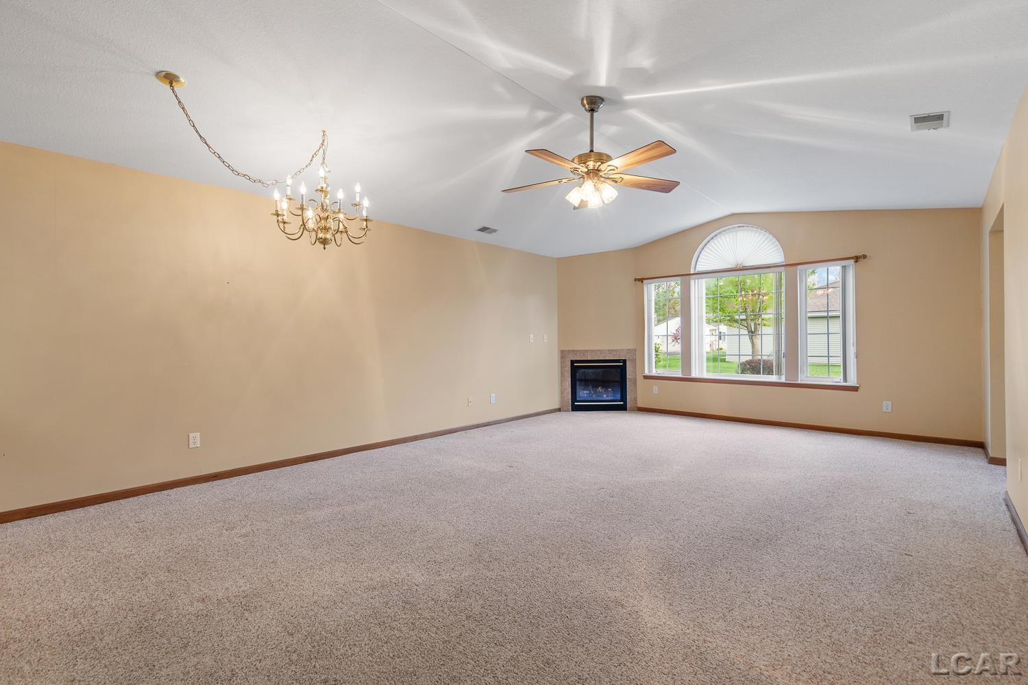 2303 LAKEWOOD Drive, Adrian, MI 49221 — Photo 11