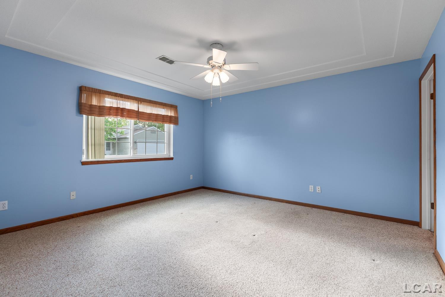 2303 LAKEWOOD Drive, Adrian, MI 49221 — Photo 24