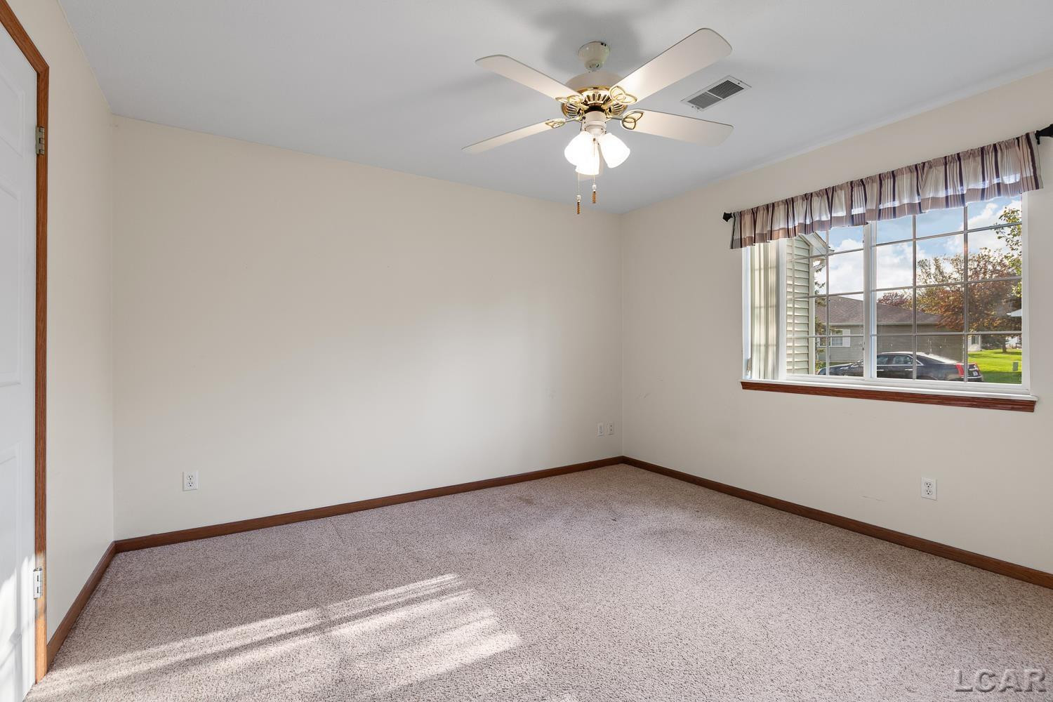 2303 LAKEWOOD Drive, Adrian, MI 49221 — Photo 25