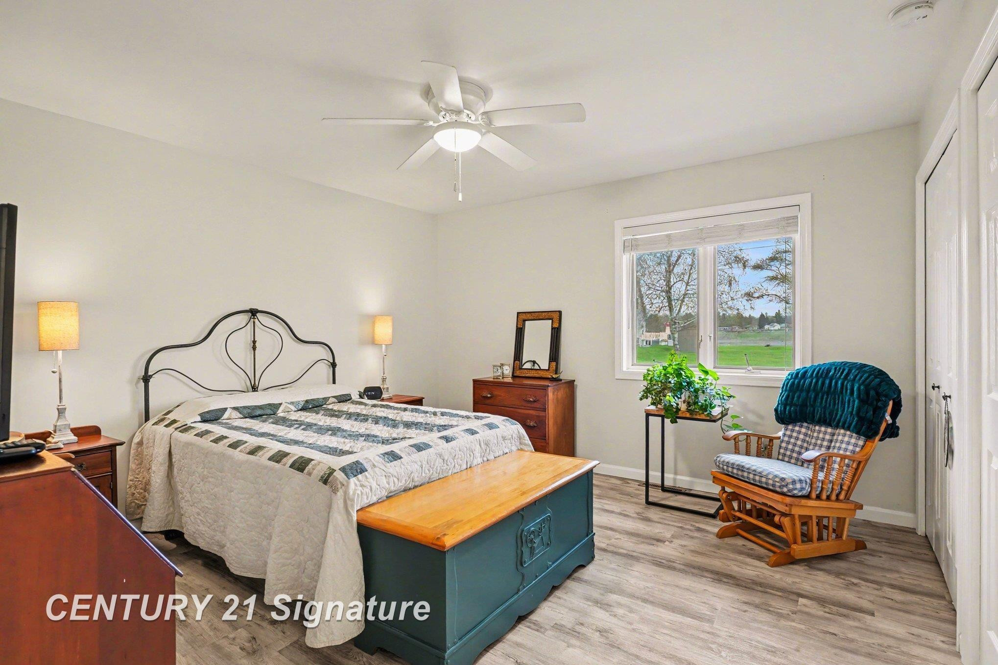 5430 S Pine Street, MI 48612 — Photo 6