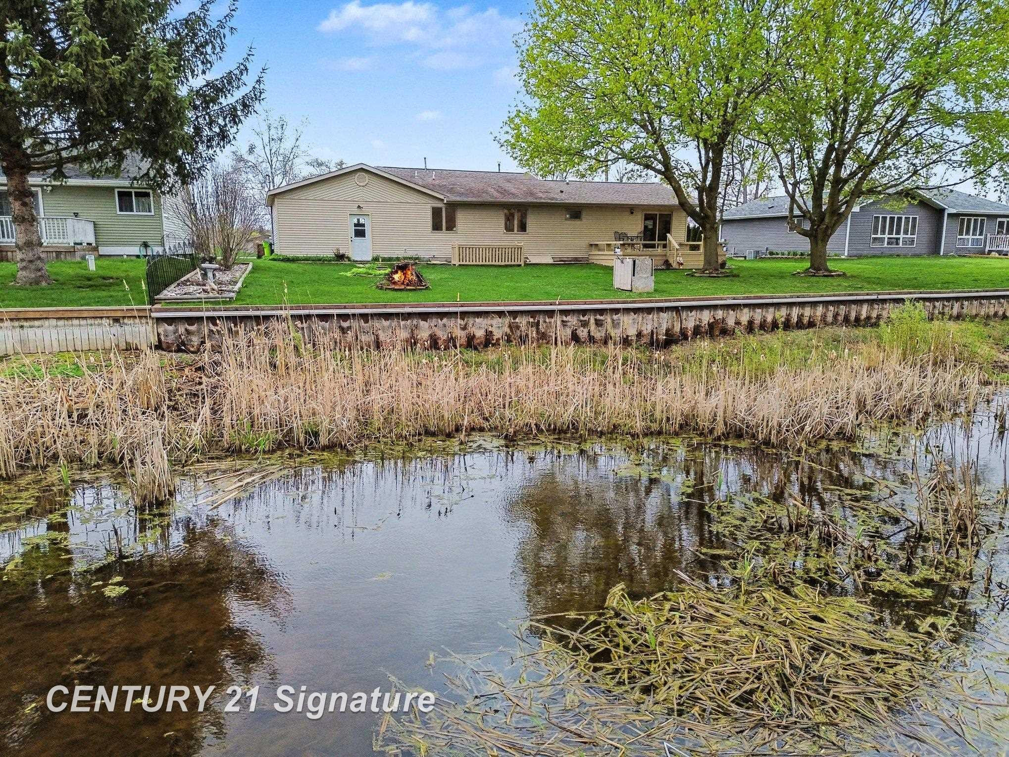 5430 S Pine Street, MI 48612 — Photo 16