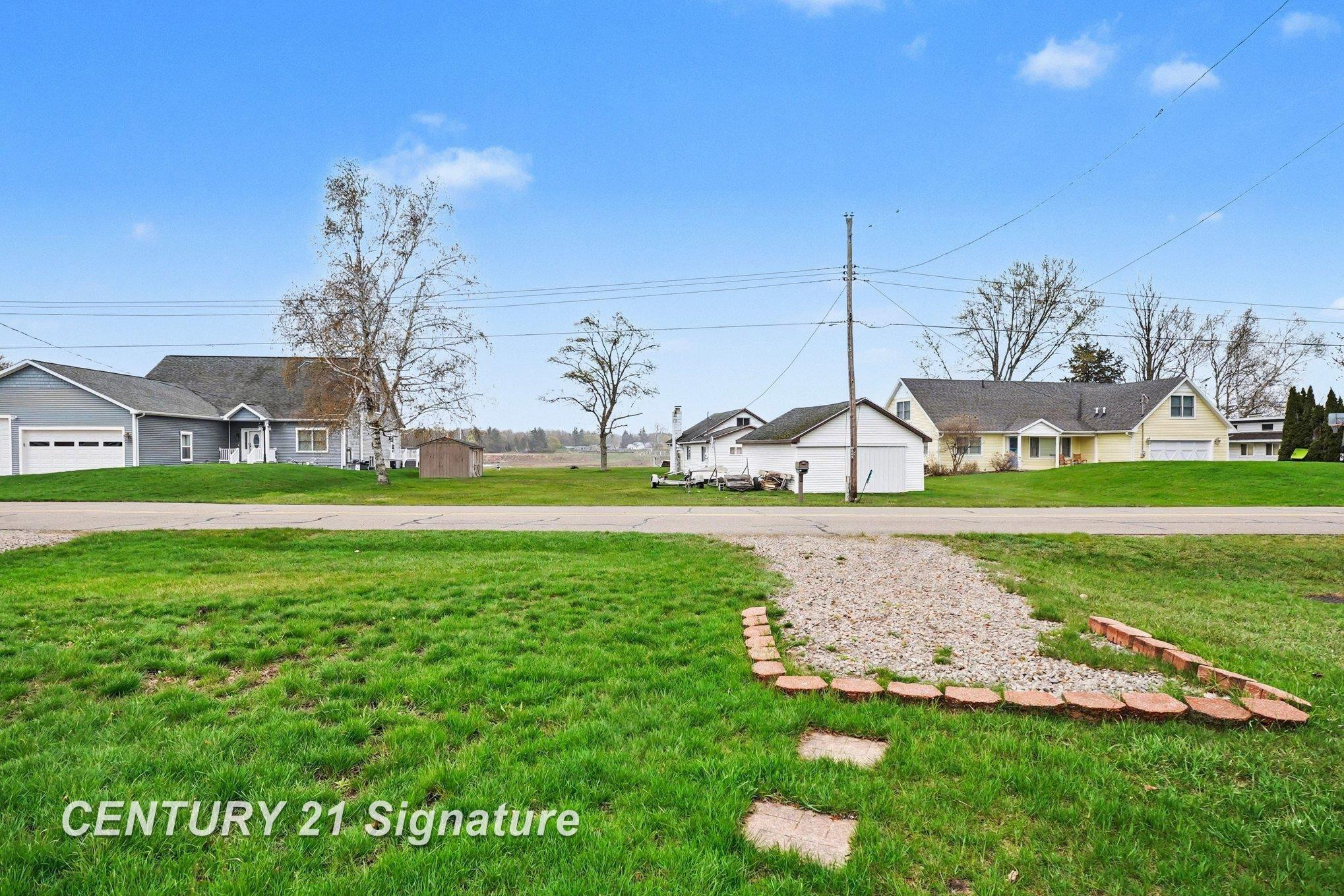 5430 S Pine Street, MI 48612 — Photo 19