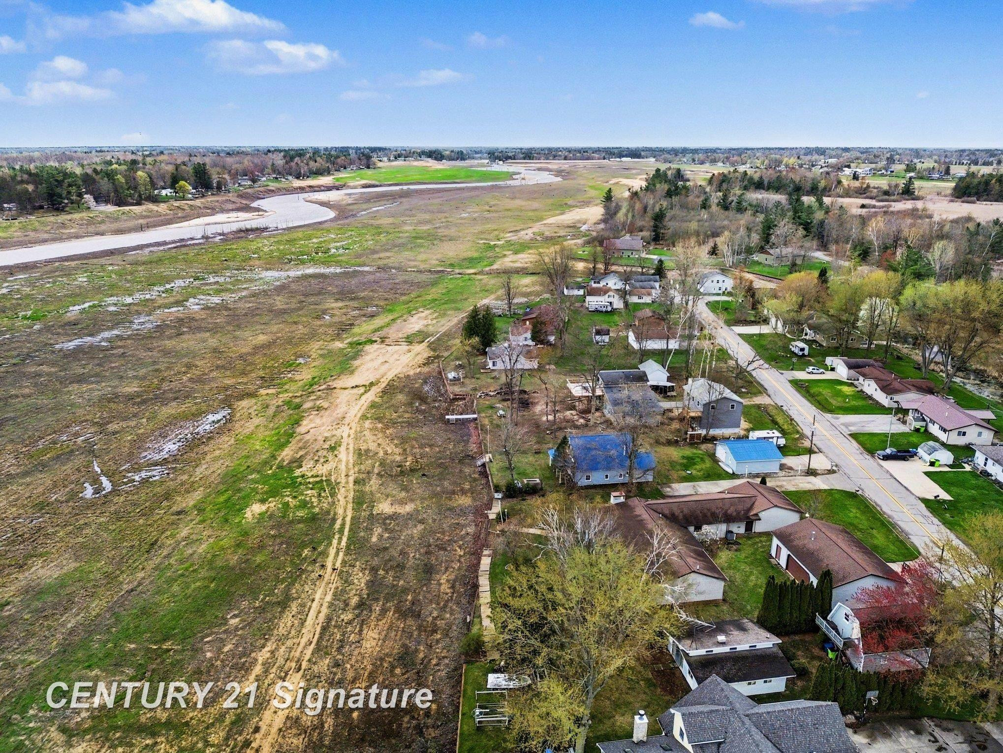 5430 S Pine Street, MI 48612 — Photo 20