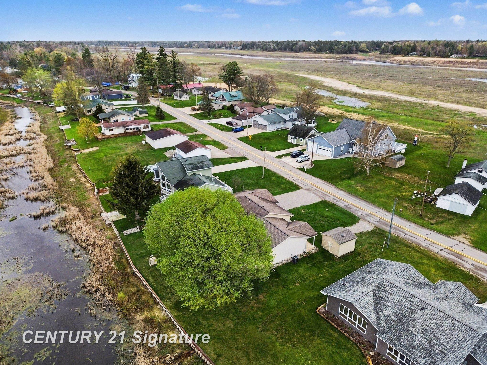 5430 S Pine Street, MI 48612 — Photo 23