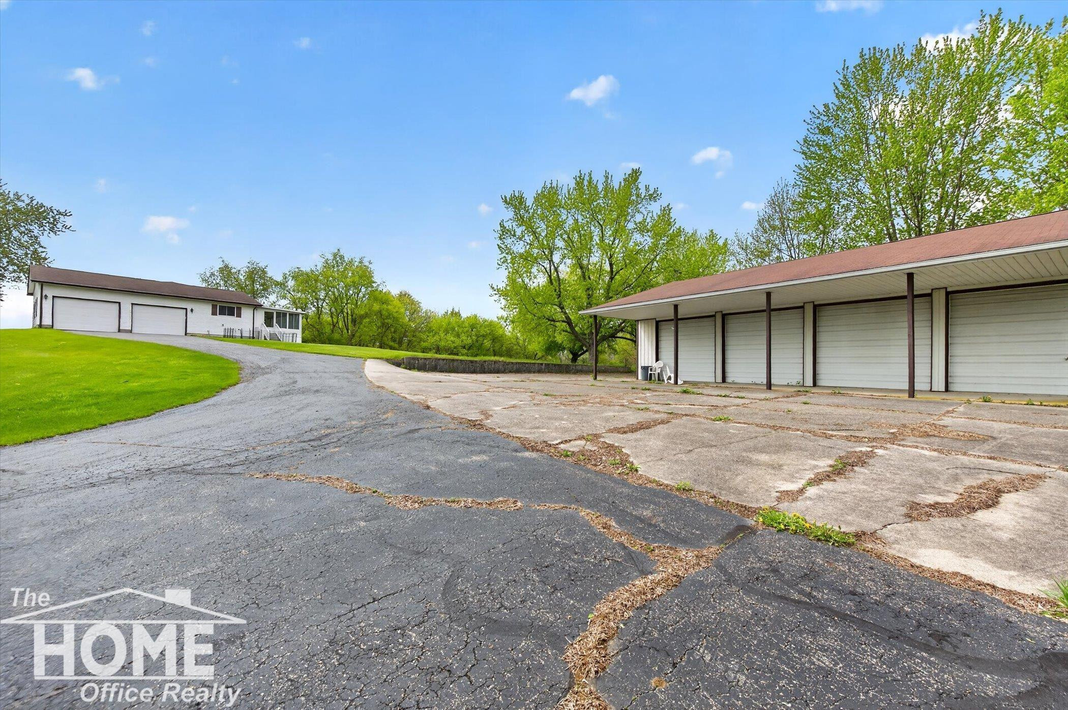 6444 Grand River Road, Bancroft, MI 48414 — Photo 6