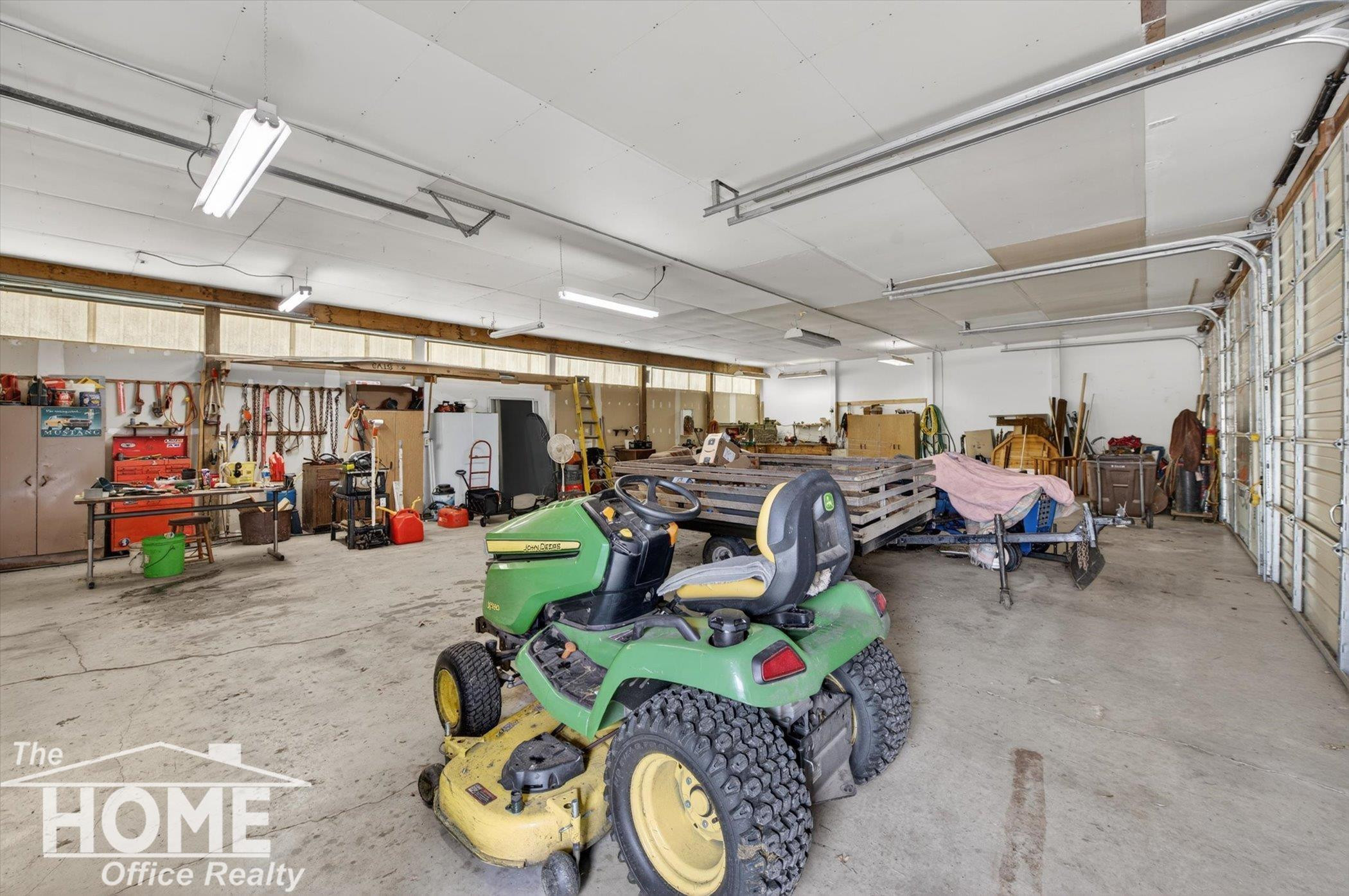 6444 Grand River Road, Bancroft, MI 48414 — Photo 36