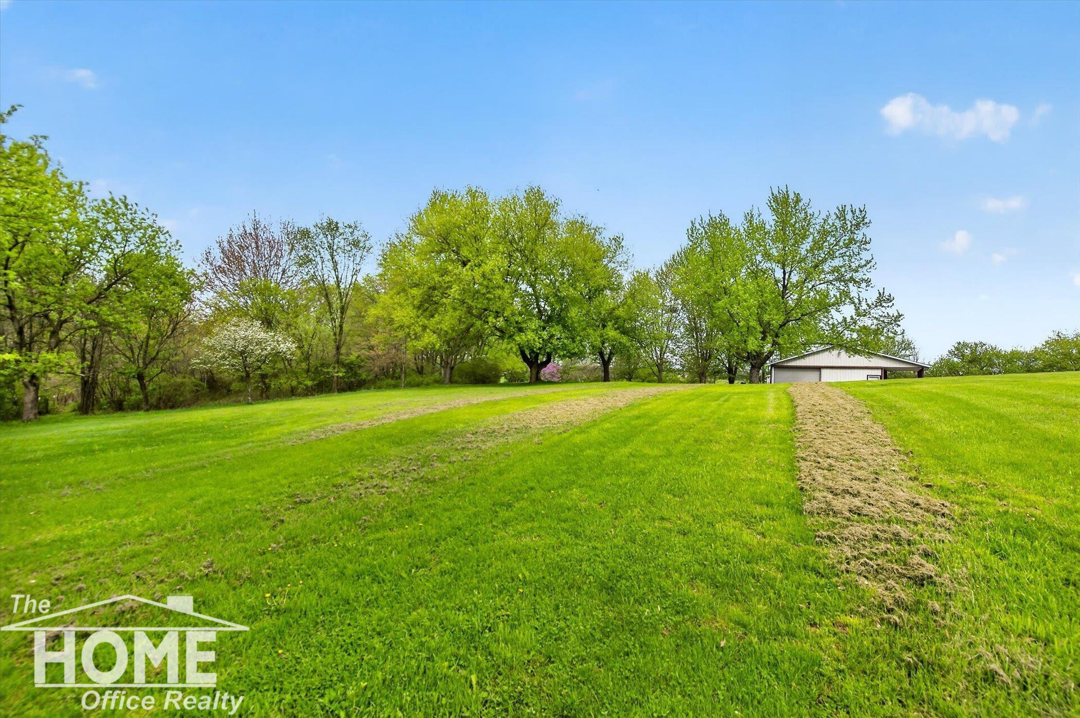 6444 Grand River Road, Bancroft, MI 48414 — Photo 40