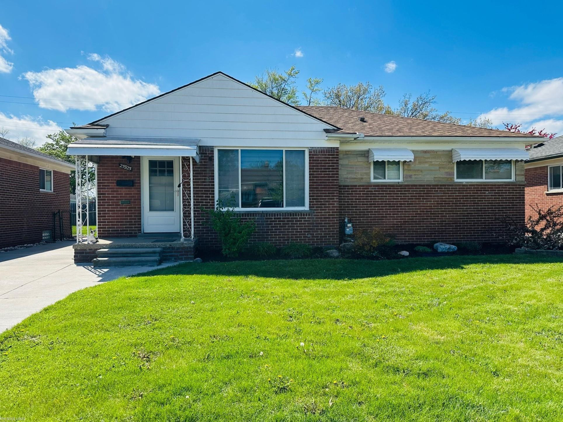 25925 Harmon Street, Saint Clair Shores, MI 48081 — front exterior