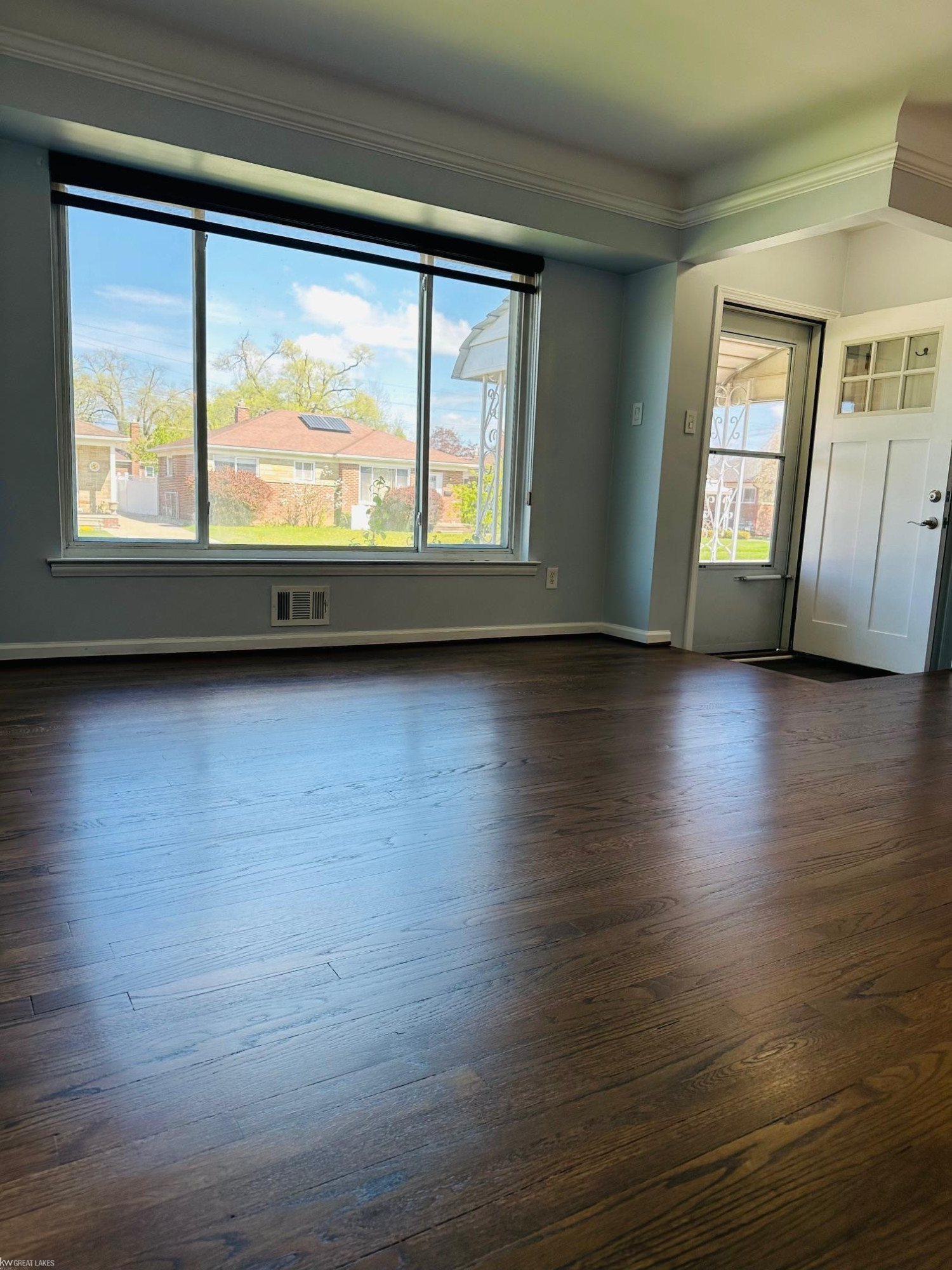 25925 Harmon Street, Saint Clair Shores, MI 48081 — Photo 13