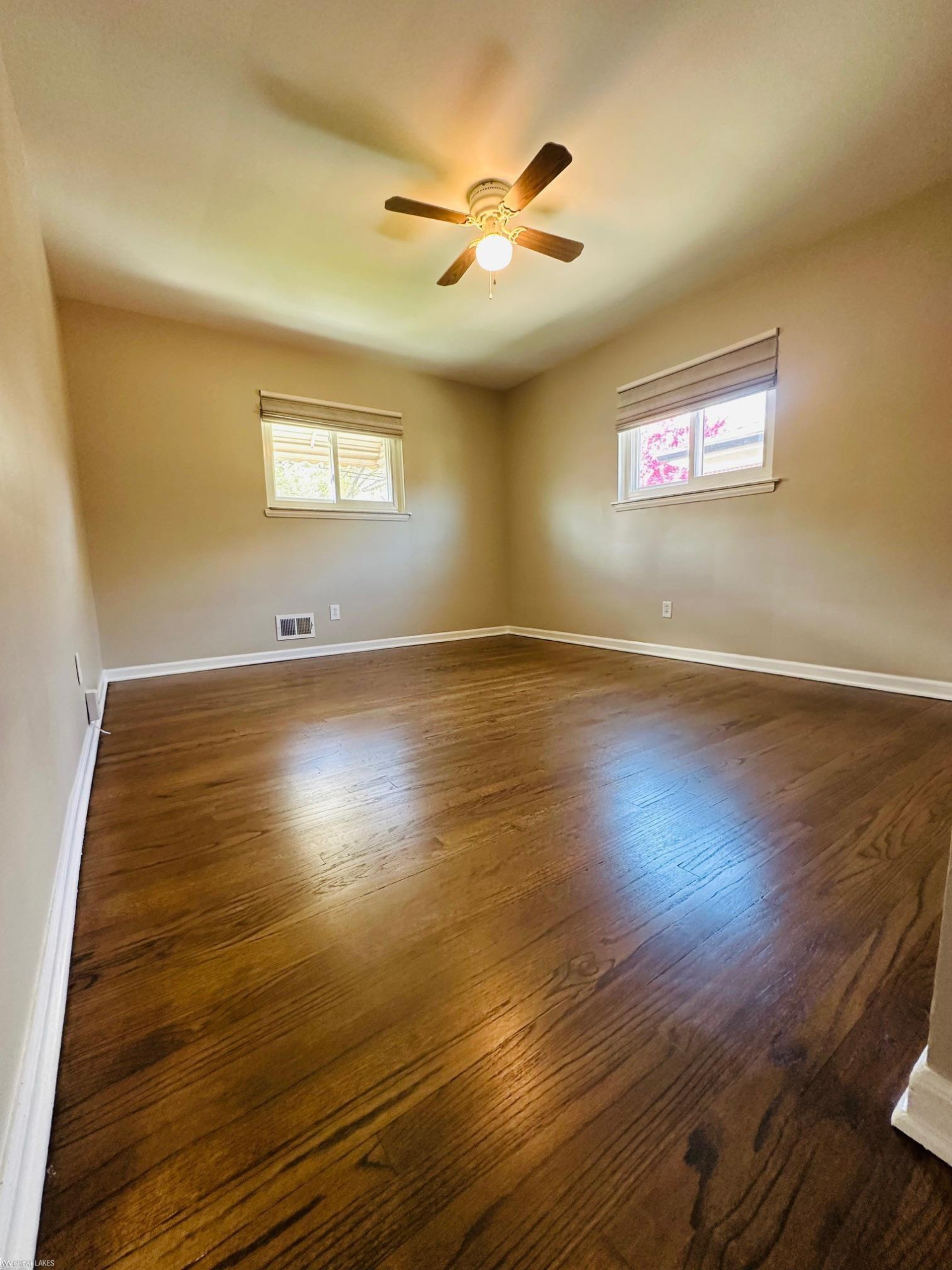 25925 Harmon Street, Saint Clair Shores, MI 48081 — Photo 24