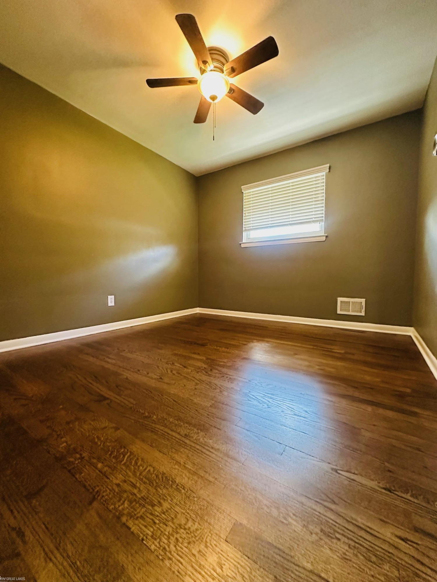 25925 Harmon Street, Saint Clair Shores, MI 48081 — Photo 26