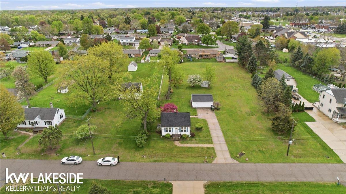 8222 Devon Drive, Shelby Twp, MI 48317 — Photo 3