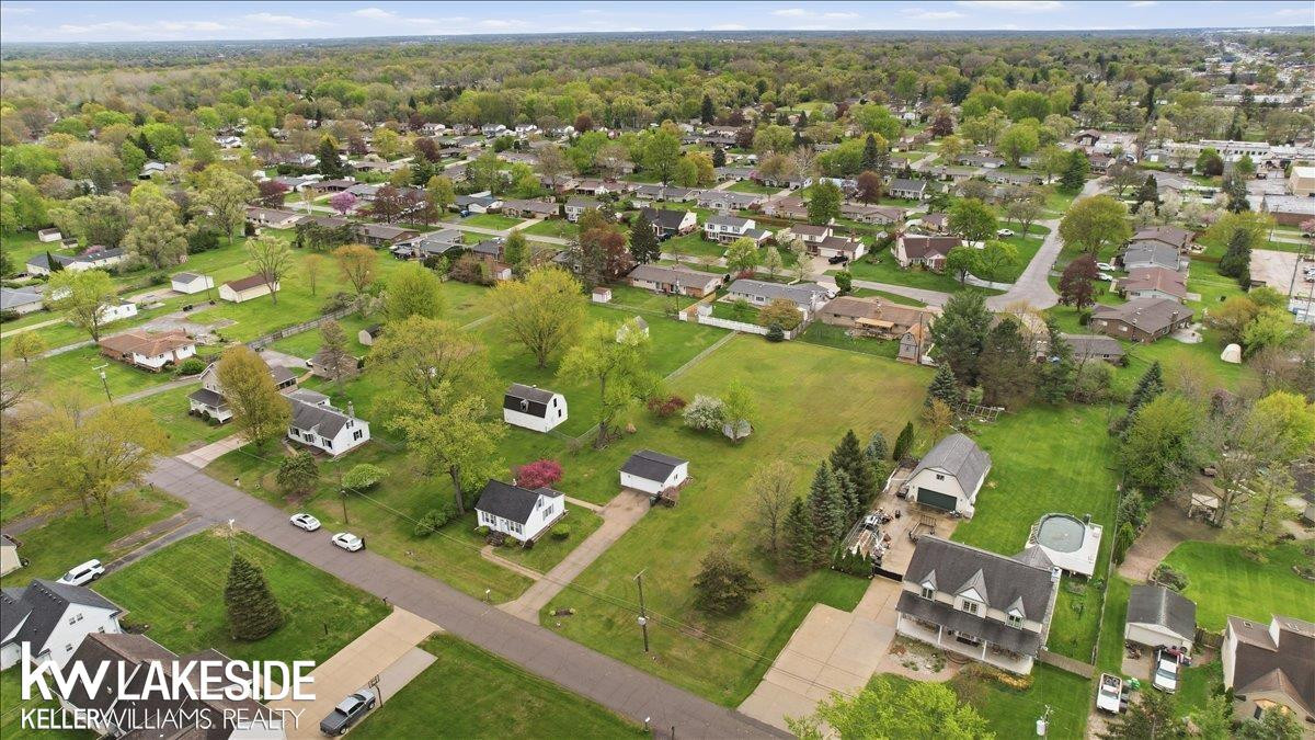 8222 Devon Drive, Shelby Twp, MI 48317 — Photo 11
