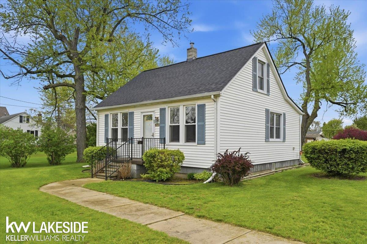 8222 Devon Drive, Shelby Twp, MI 48317 — Photo 12