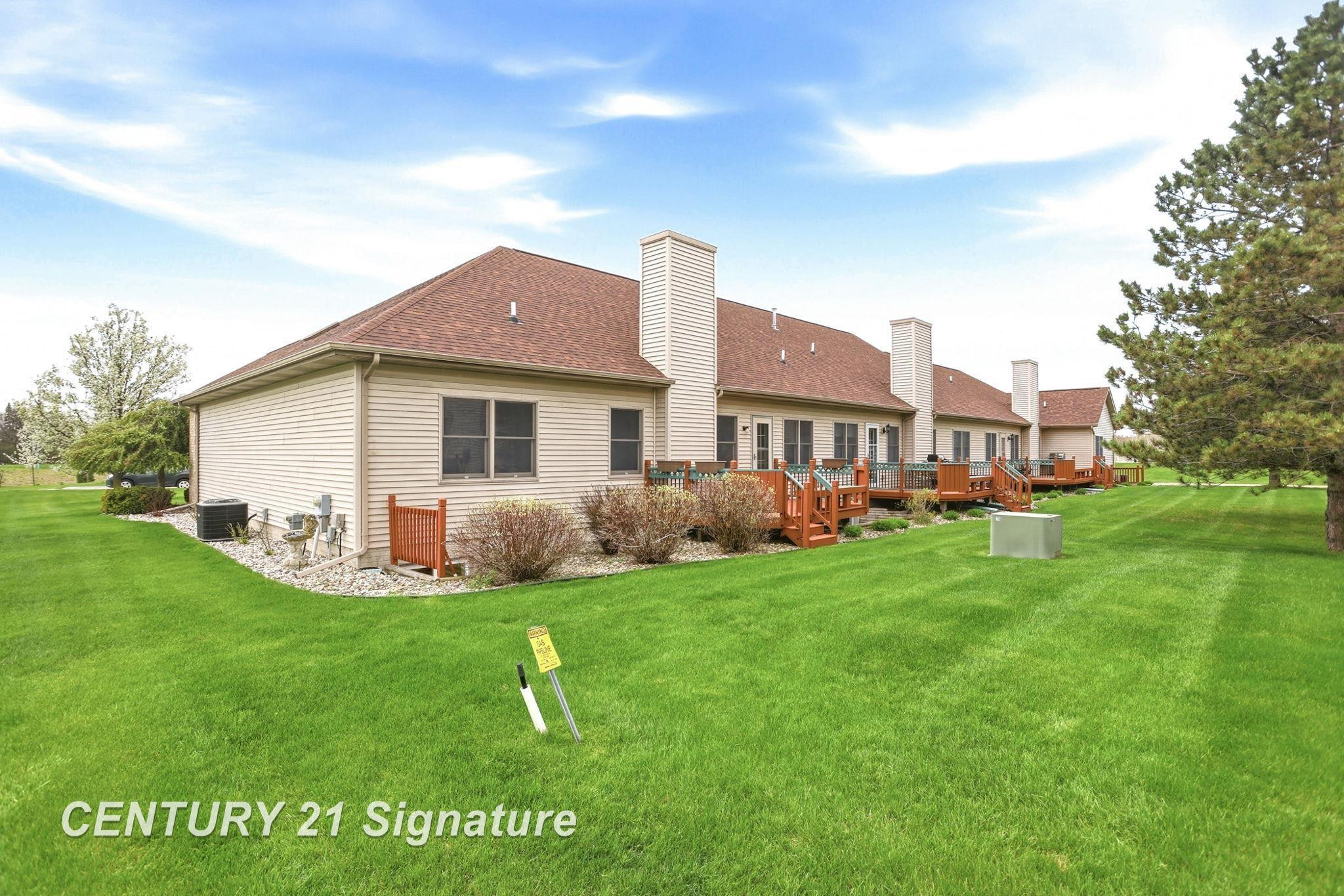 11 Willow Pointe Drive, Freeland, MI 48623 — Photo 34