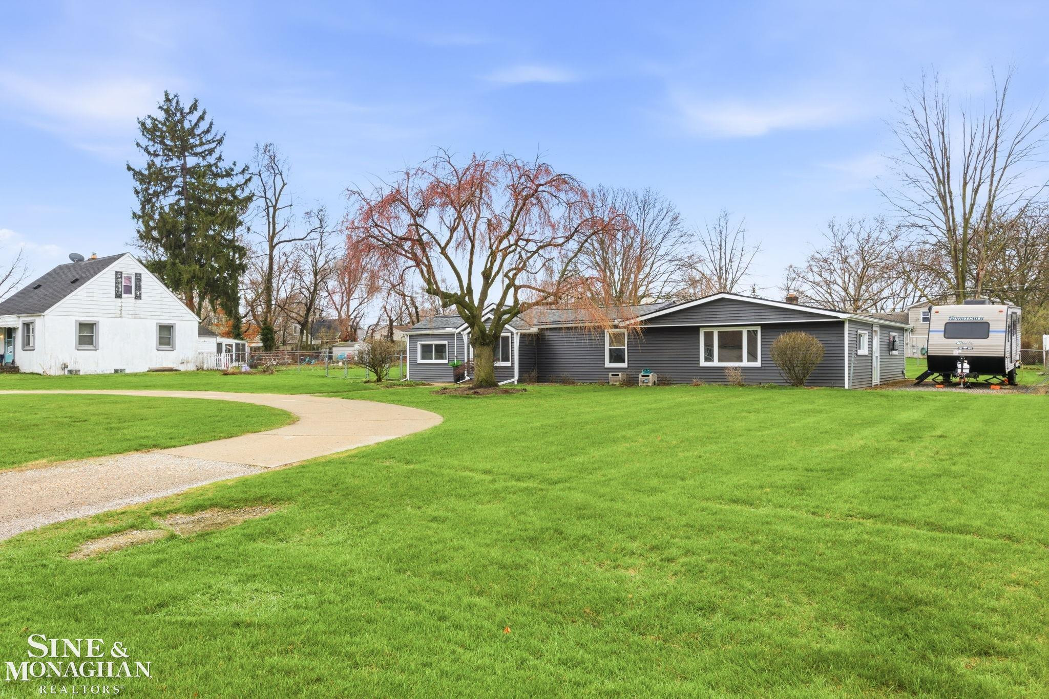 47811 Frederick Road, Shelby Twp, MI 48317 — Photo 3