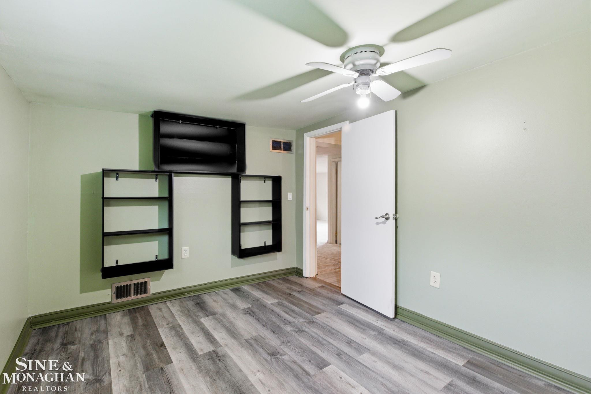 47811 Frederick Road, Shelby Twp, MI 48317 — Photo 29
