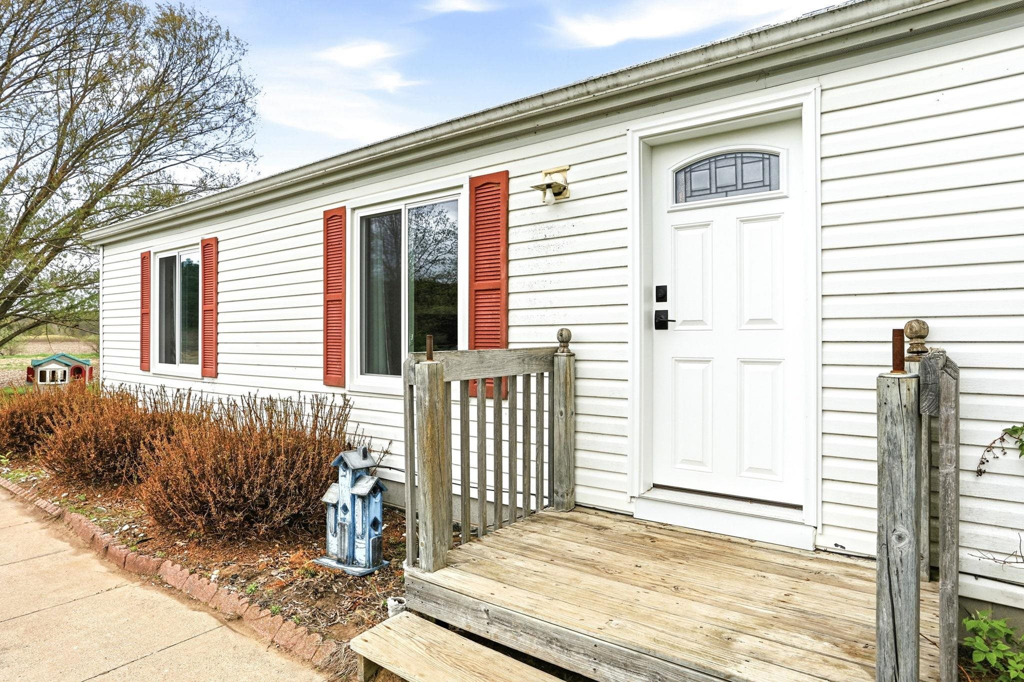 14686 W Burt Road, Chesaning, MI 48616 — Photo 6