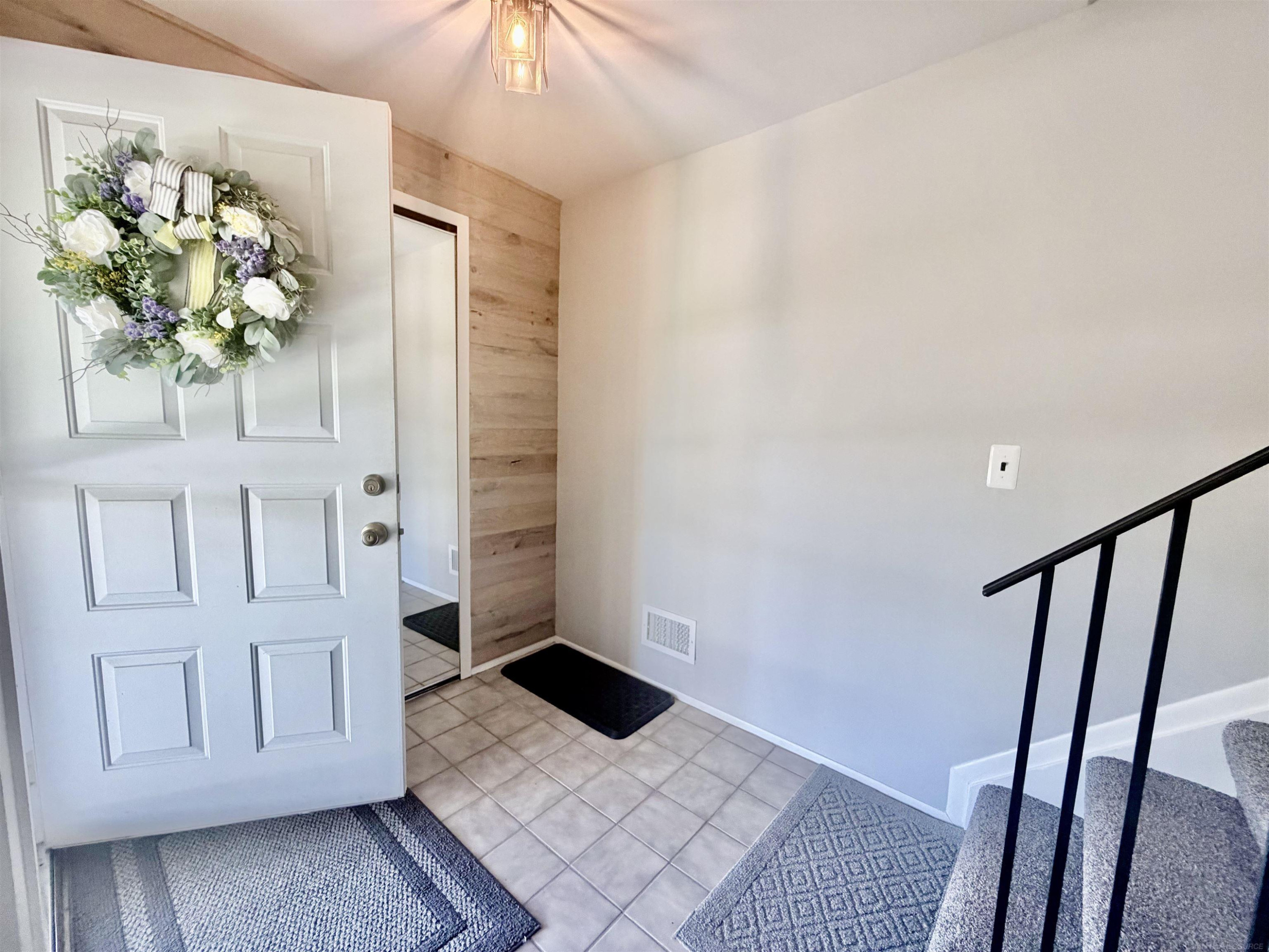 8216 Karam Boulevard, 4, Warren, MI 48093 — Photo 3