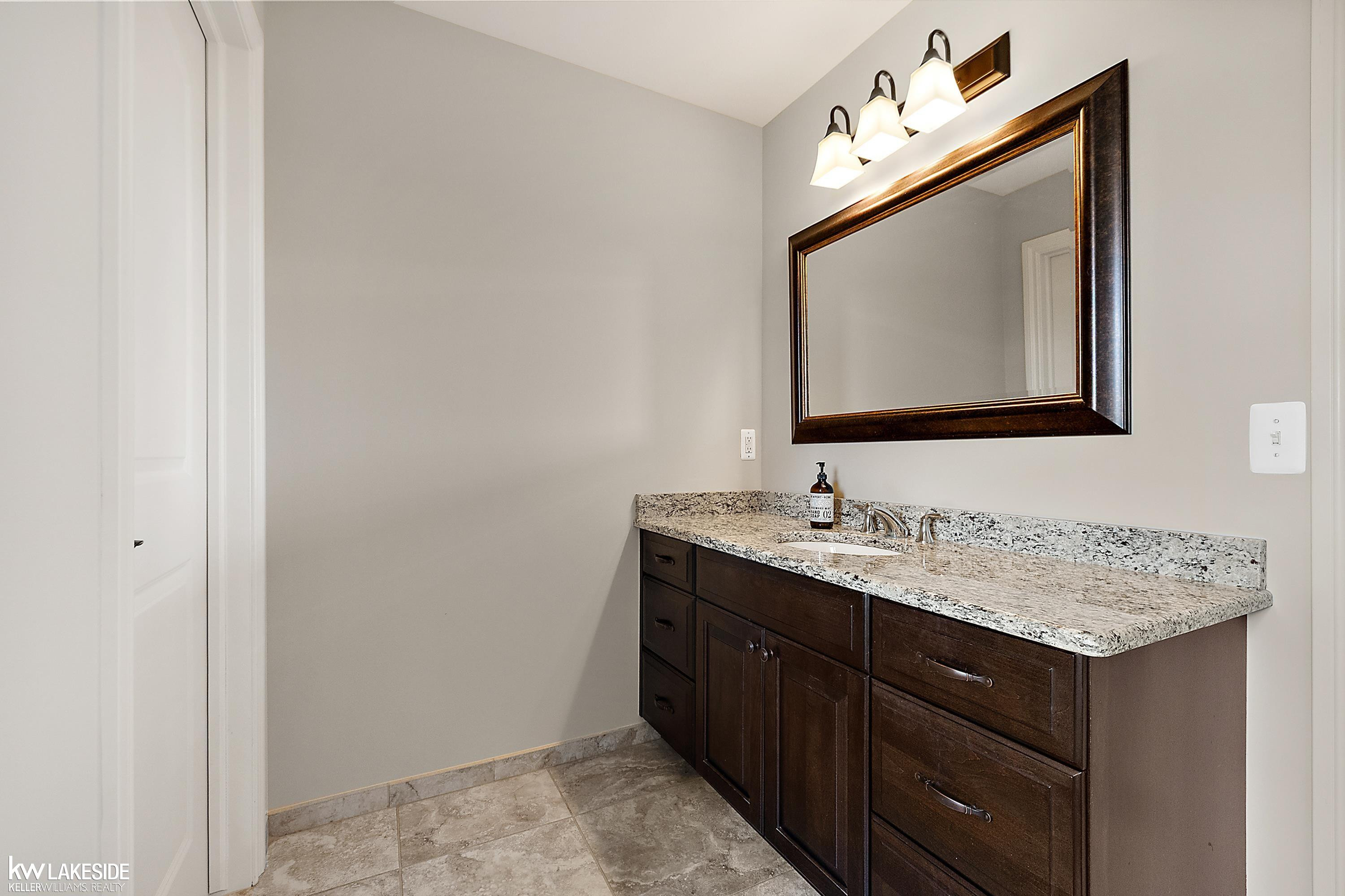 61870 Cotswold Drive, Washington, MI — Photo 37