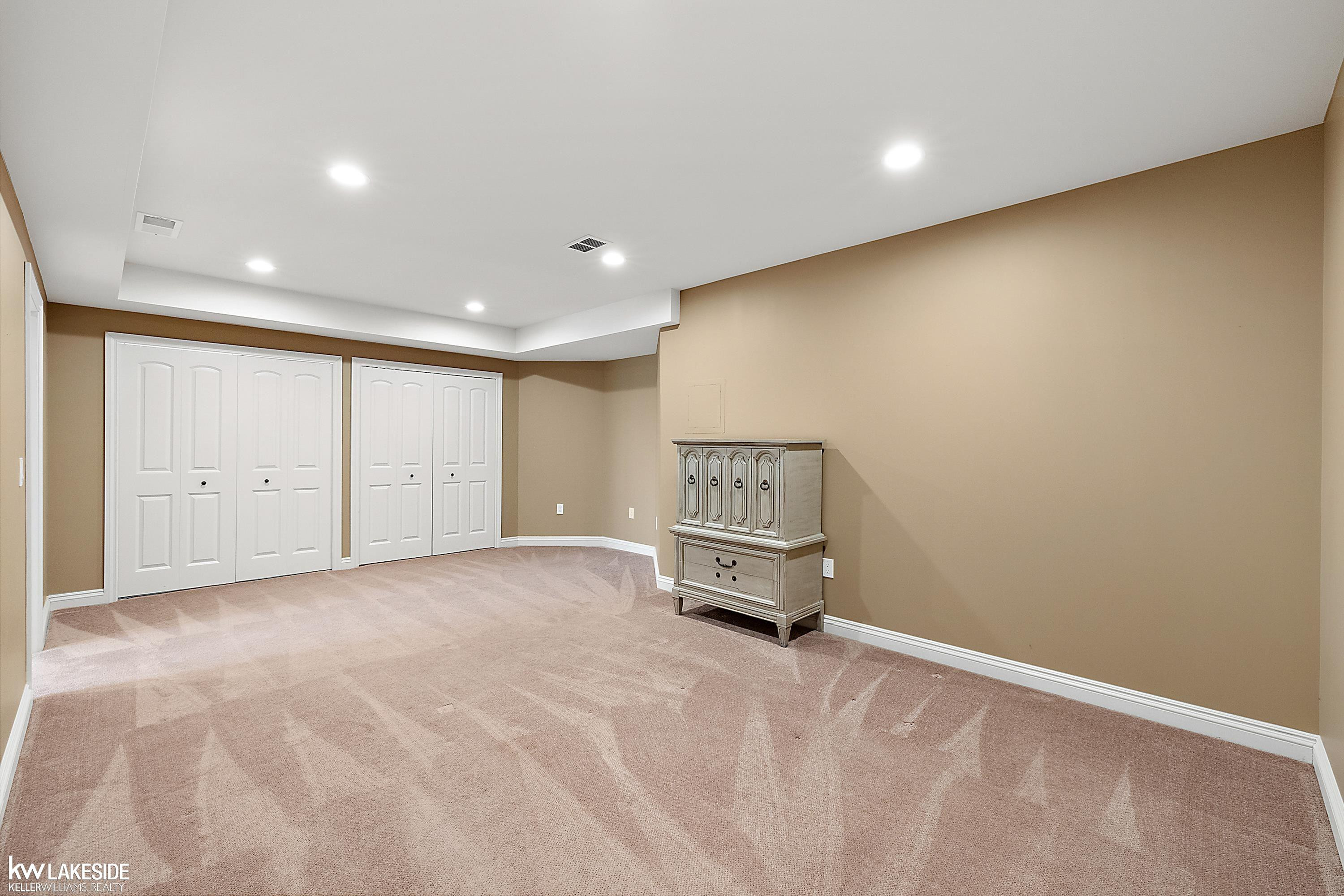 61870 Cotswold Drive, Washington, MI — Photo 61