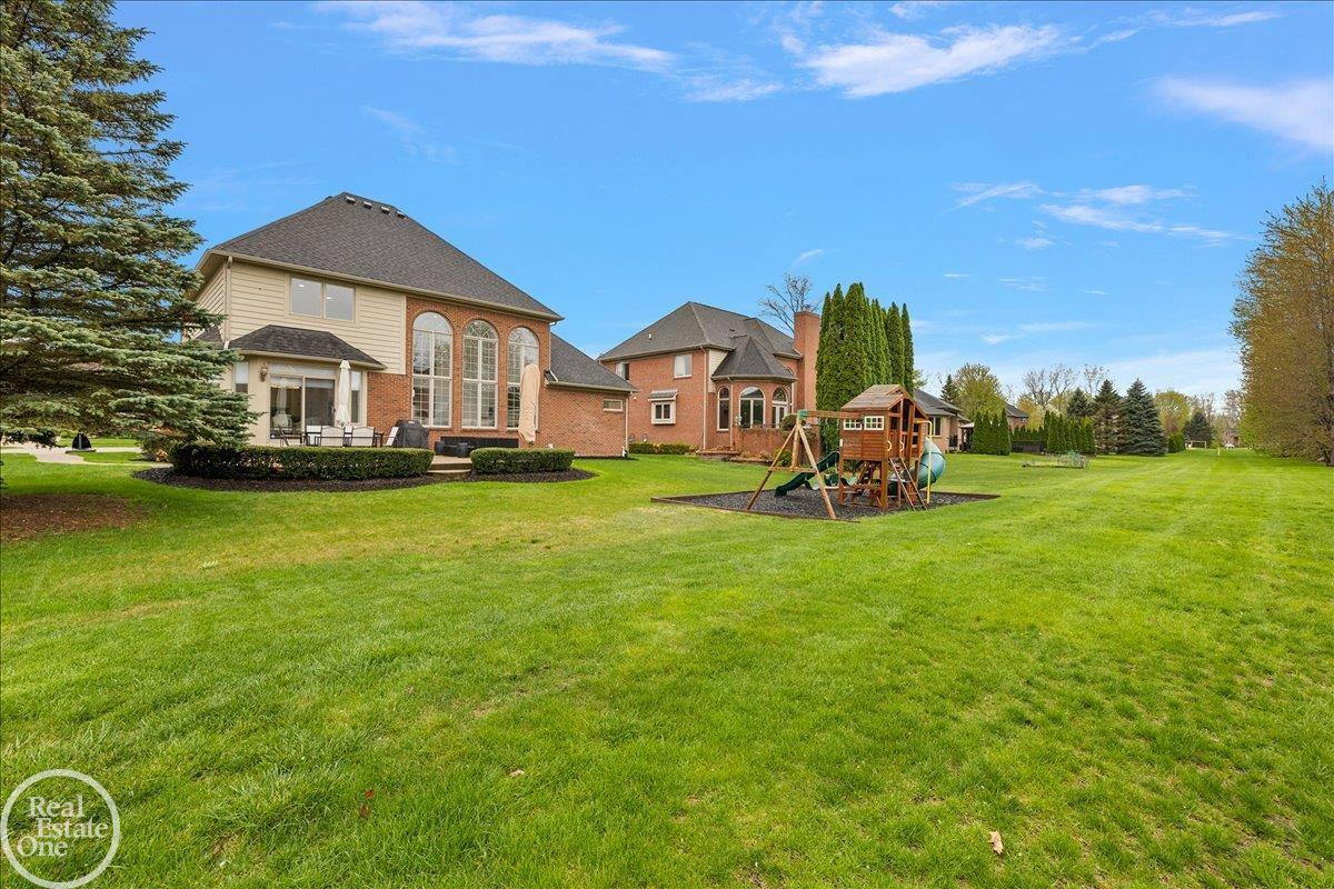 57409 Stonebriar Drive, MI — Photo 4