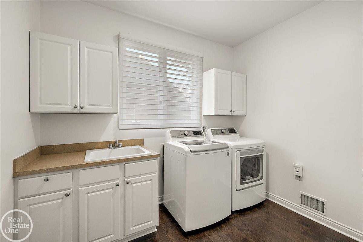 57409 Stonebriar Drive, MI — Photo 41
