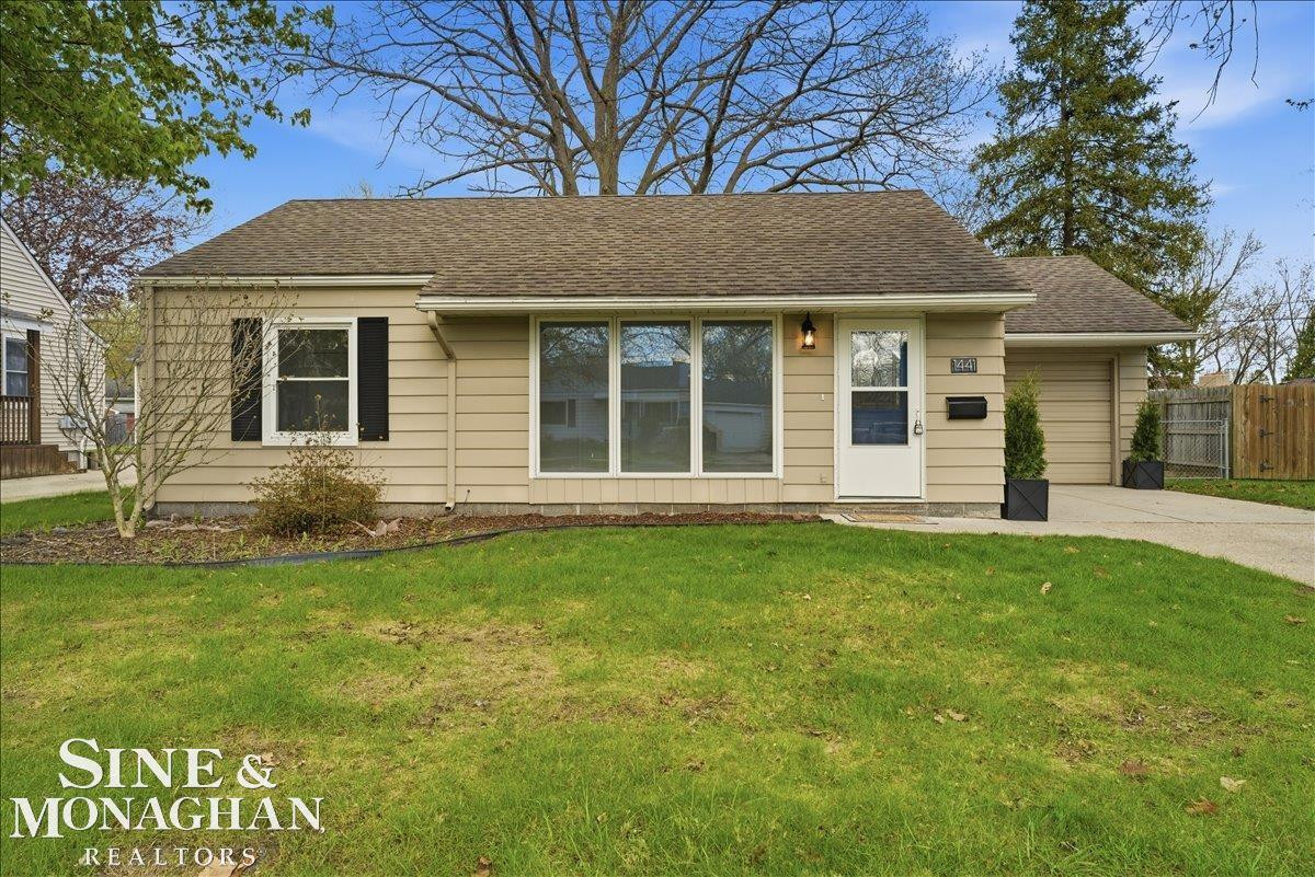 1441 Wisconsin Avenue, Marysville, MI 48040 — front exterior