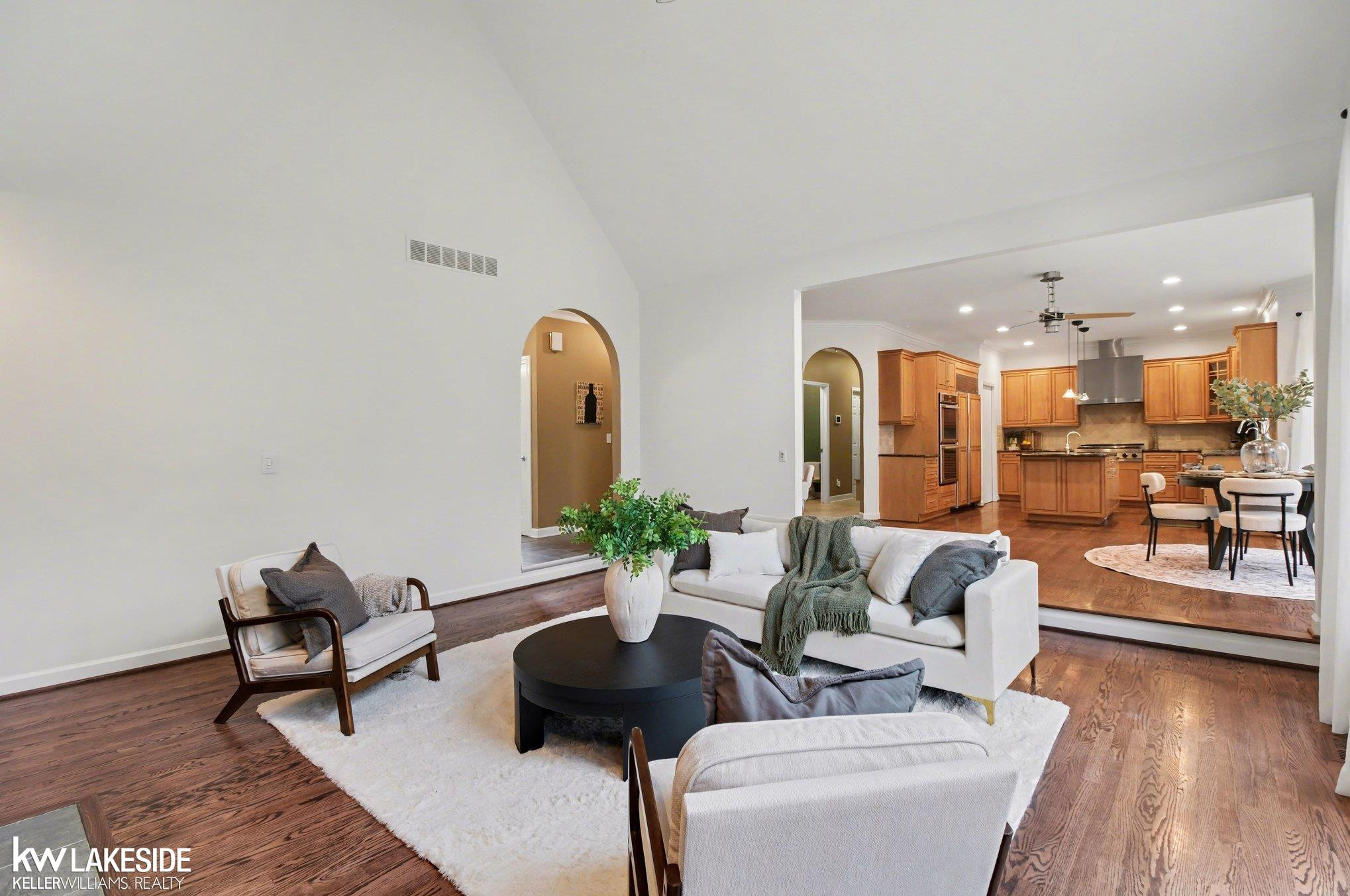 30515 Rushmore Circle, MI 48025 — Photo 10