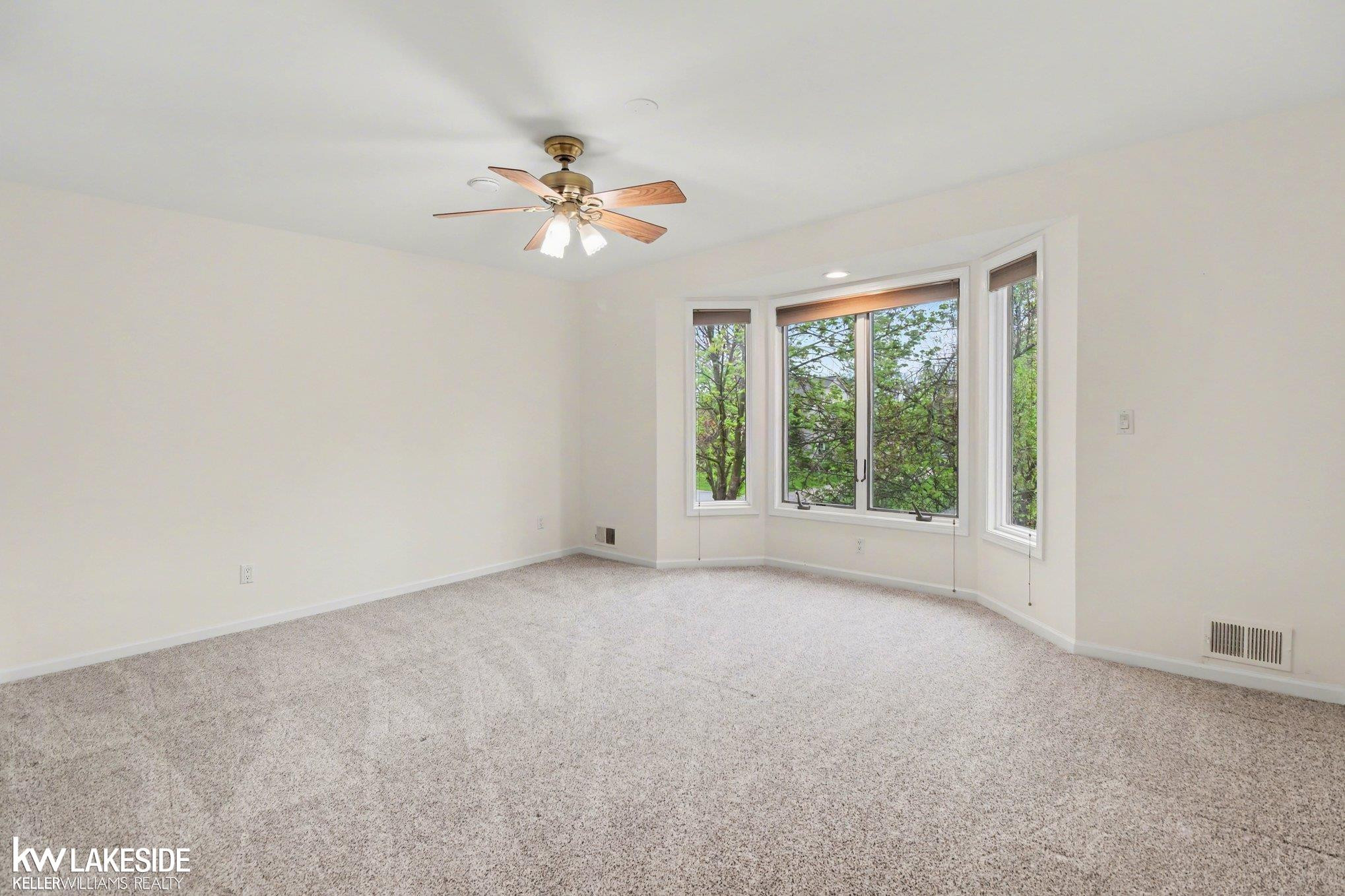 30515 Rushmore Circle, MI 48025 — Photo 26