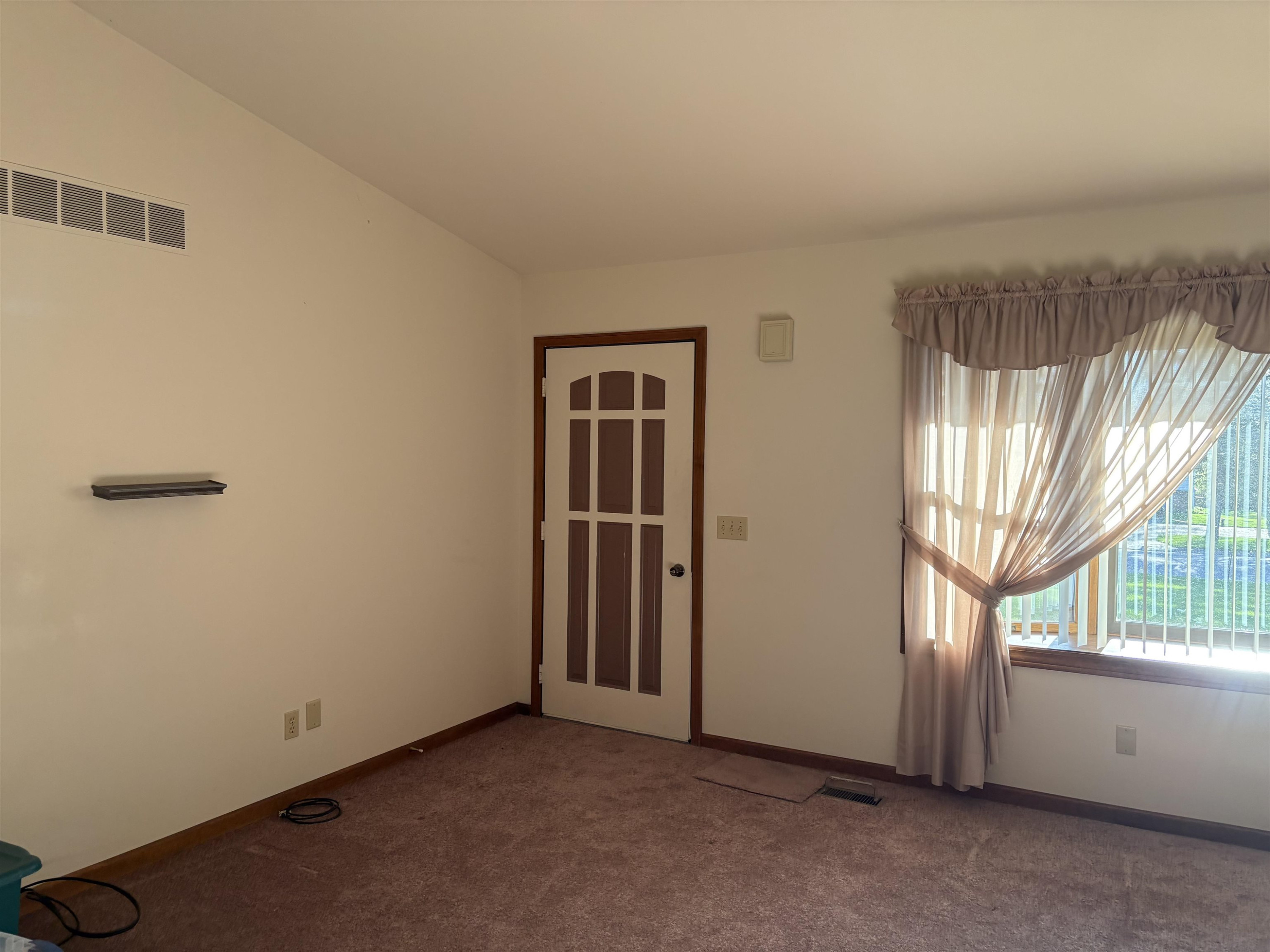 8568 Tim Tam Trail Circle, Flushing, MI 48433 — Photo 5