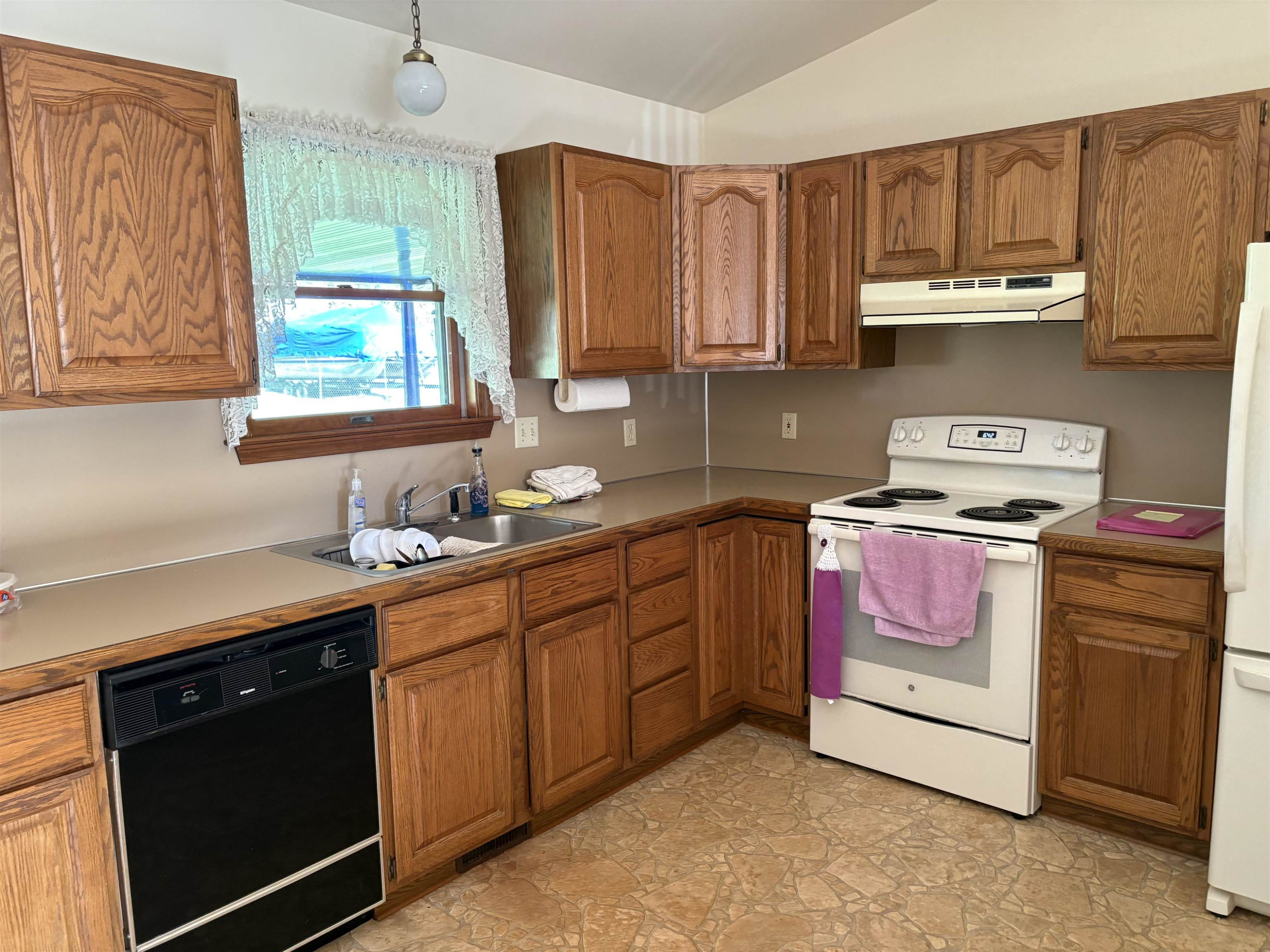 8568 Tim Tam Trail Circle, Flushing, MI 48433 — Photo 8