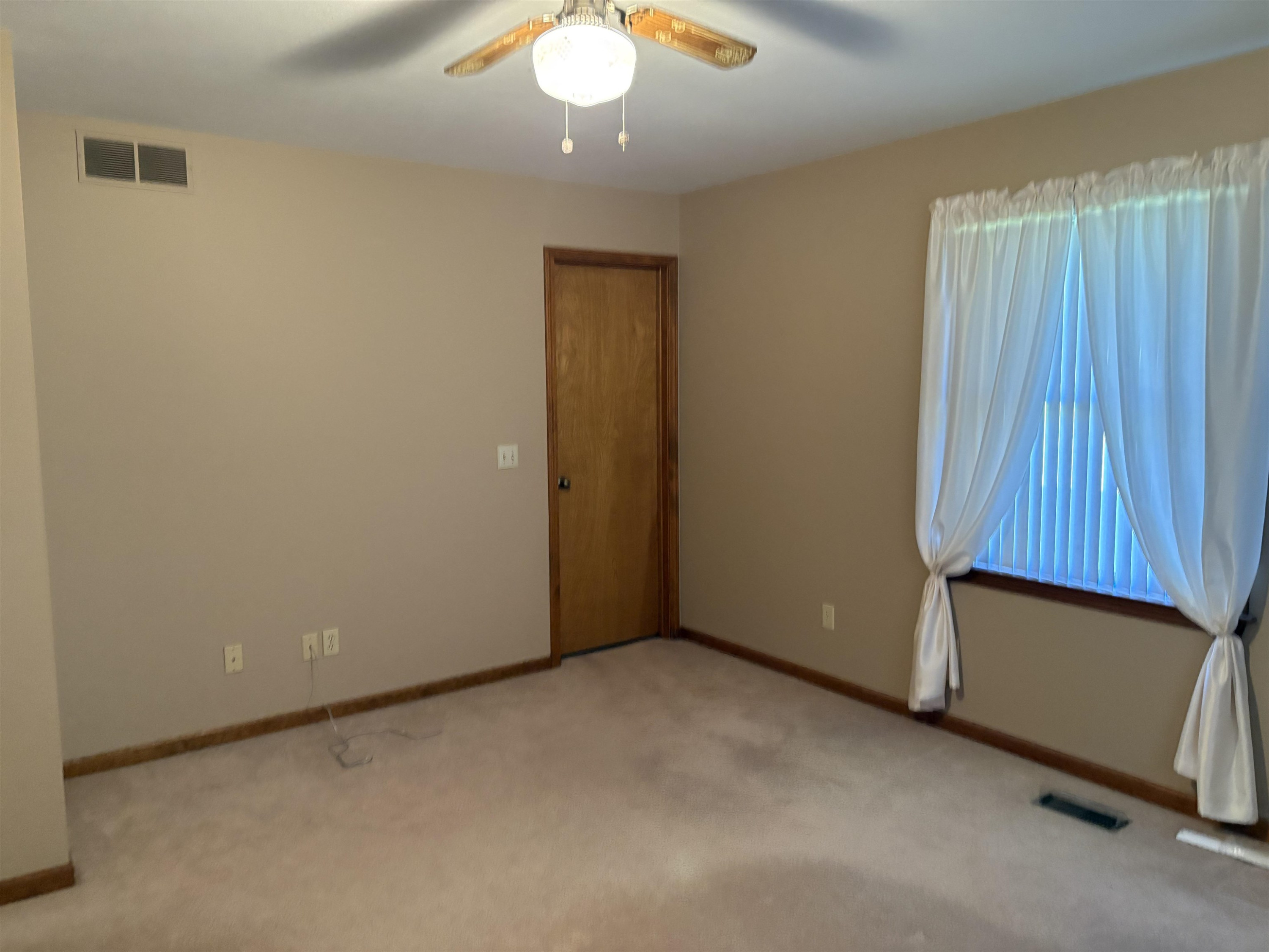 8568 Tim Tam Trail Circle, Flushing, MI 48433 — Photo 13