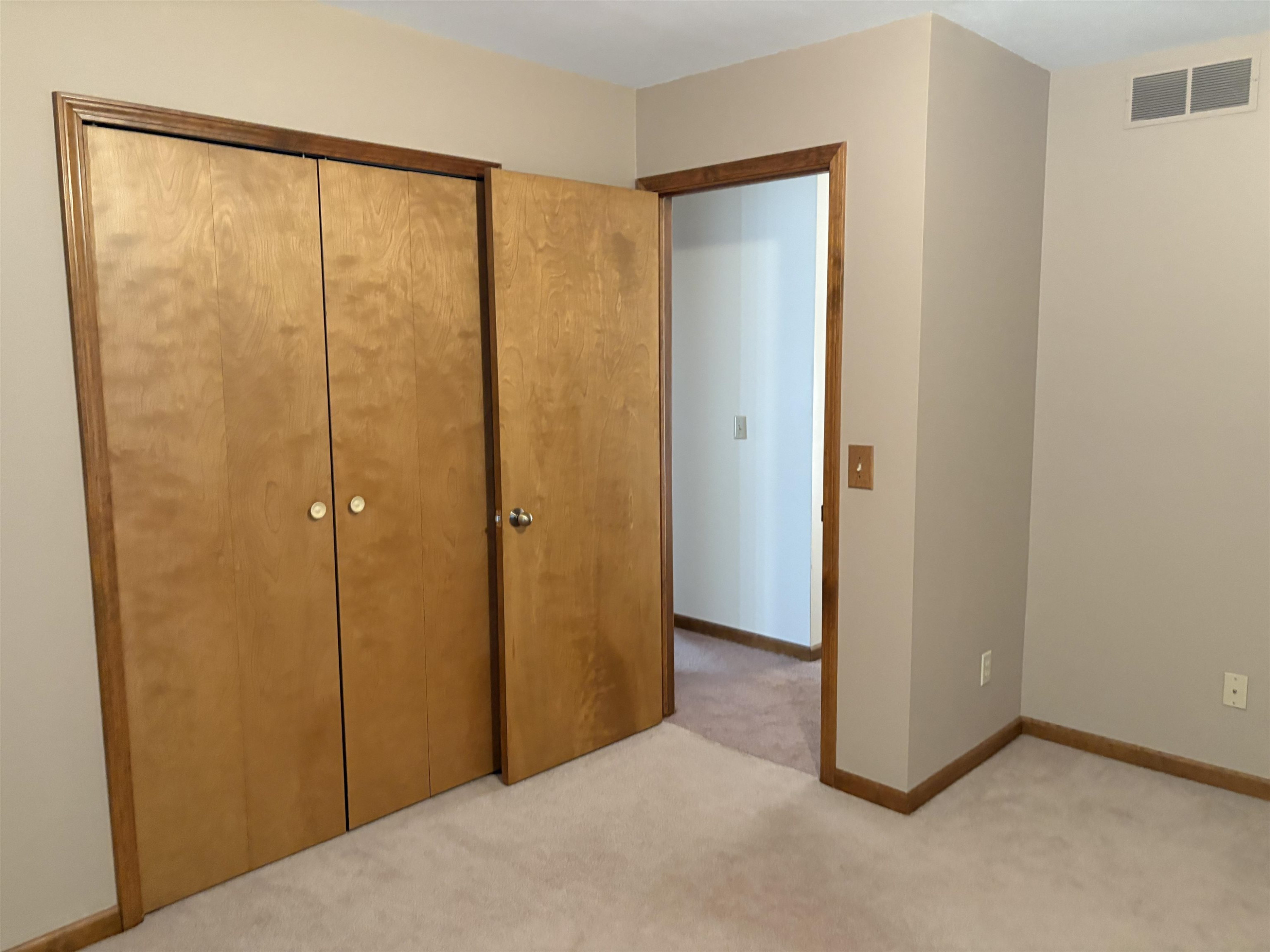 8568 Tim Tam Trail Circle, Flushing, MI 48433 — Photo 14