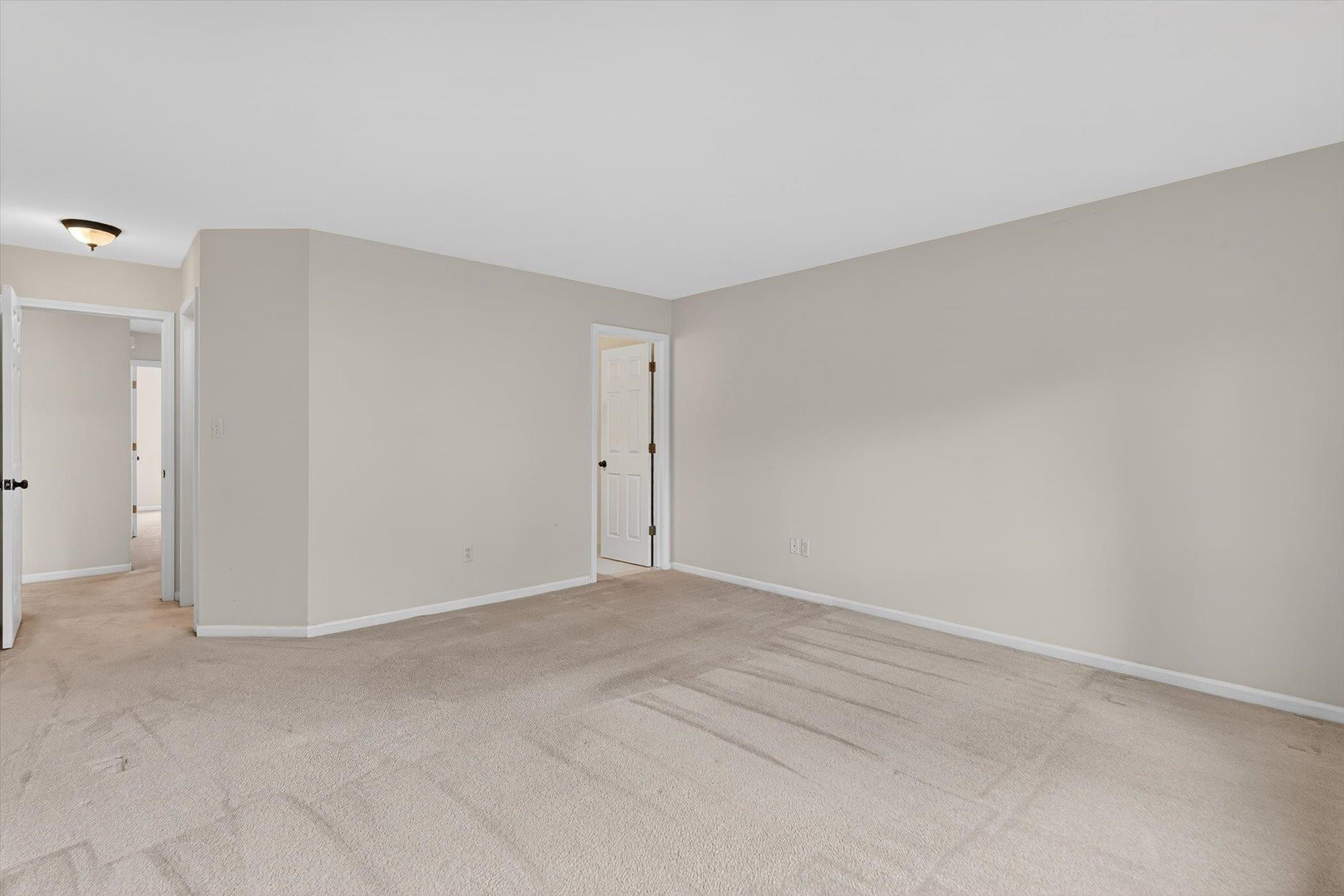 2547 Woodcliff Trail, Hartland, MI 48353 — Photo 19