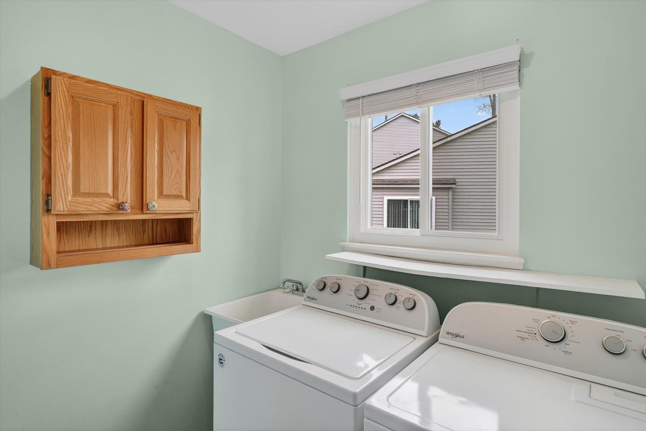 2547 Woodcliff Trail, Hartland, MI 48353 — Photo 29