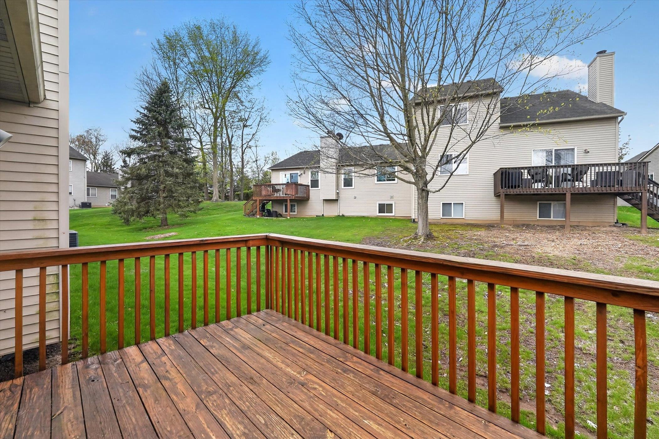 2547 Woodcliff Trail, Hartland, MI 48353 — Photo 38