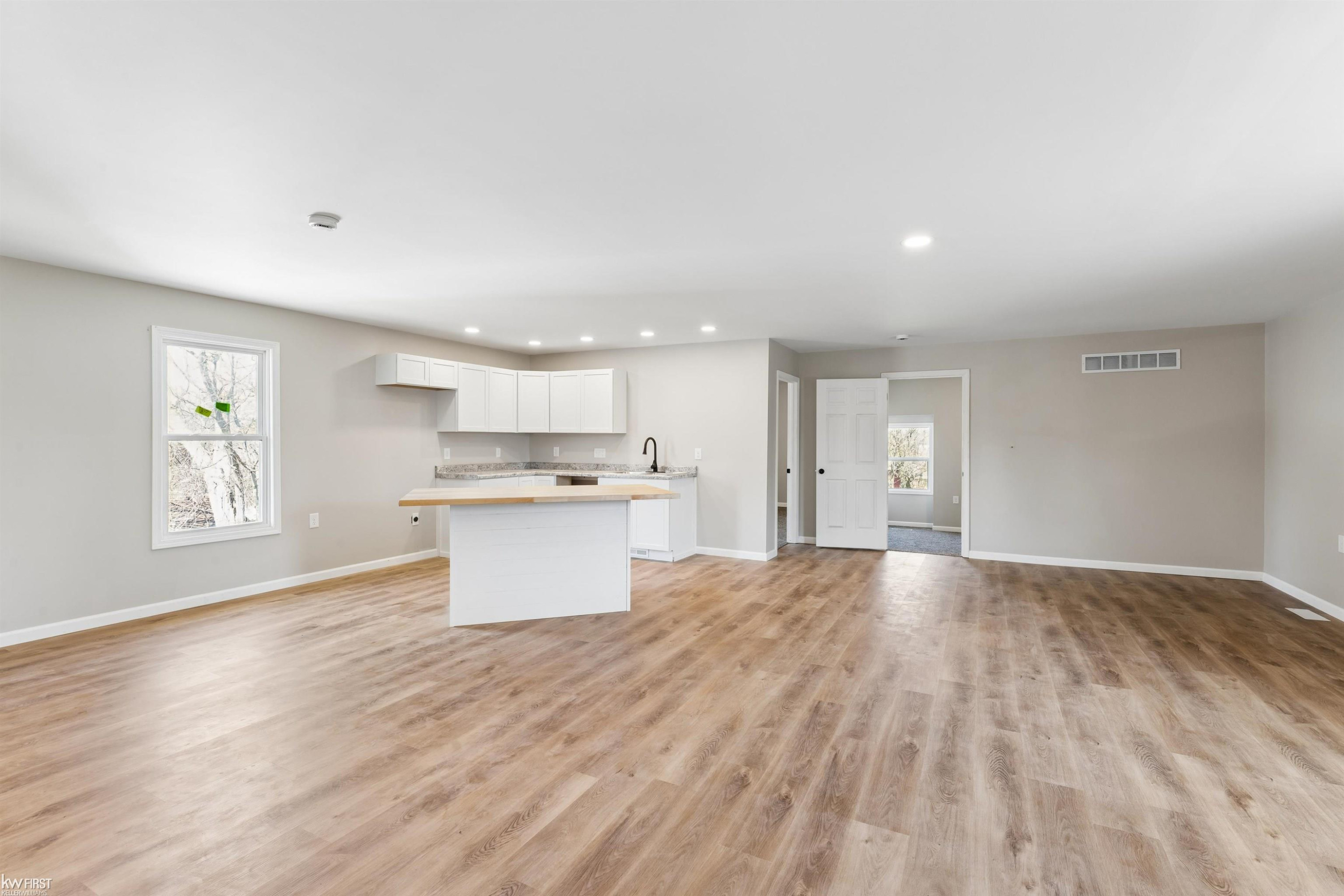 923 North Street, Unit A, MI 48458 — Photo 2