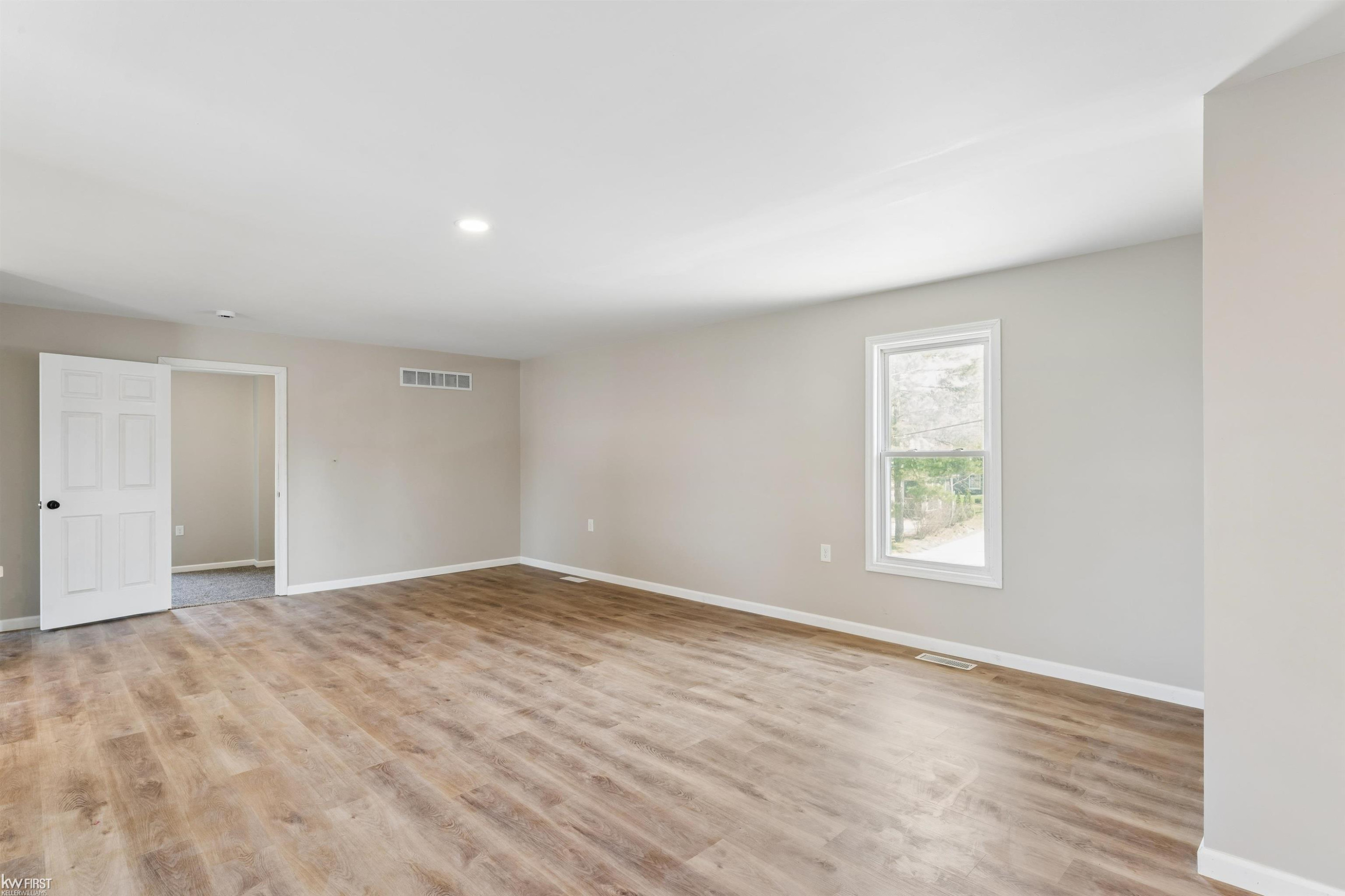 923 North Street, Unit A, MI 48458 — Photo 3