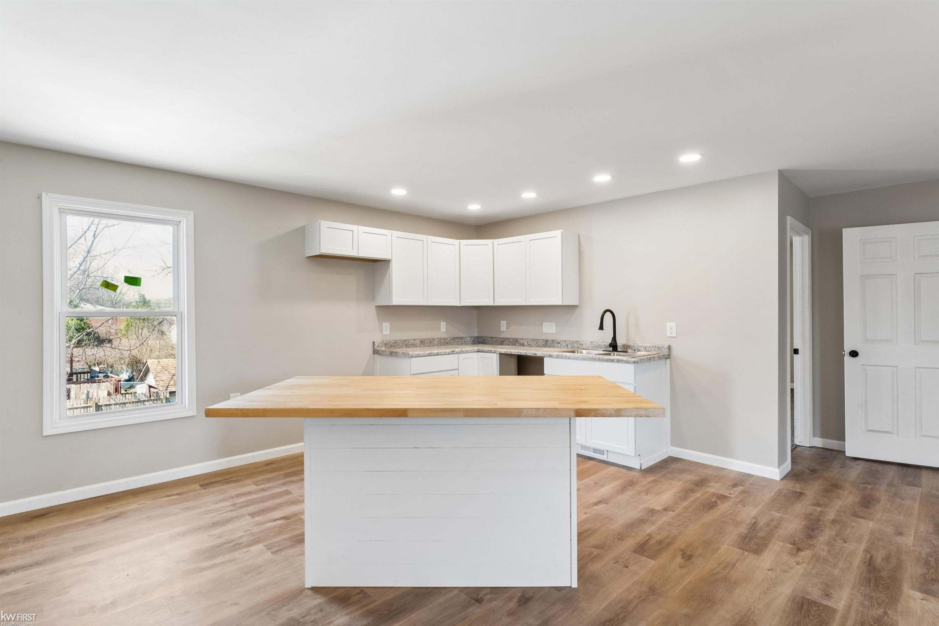 923 North Street, Unit A, MI 48458 — Photo 5