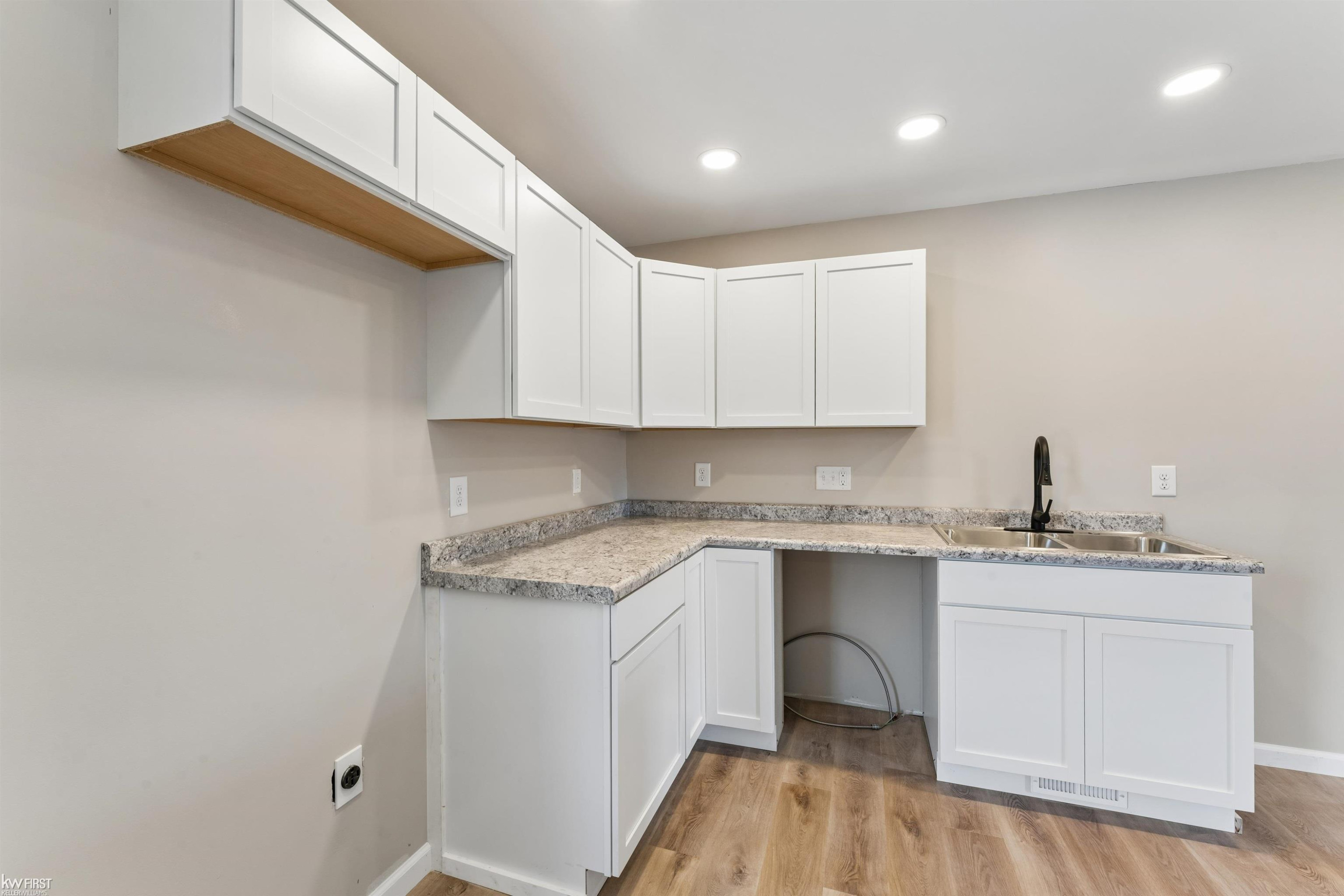 923 North Street, Unit A, MI 48458 — Photo 6