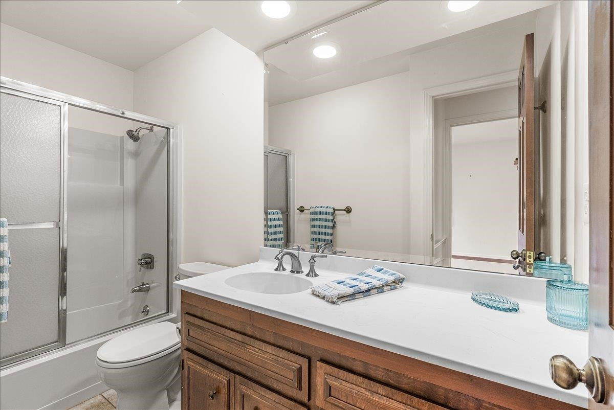 1131 Riverside Drive, Owosso, MI 48867 — Photo 24