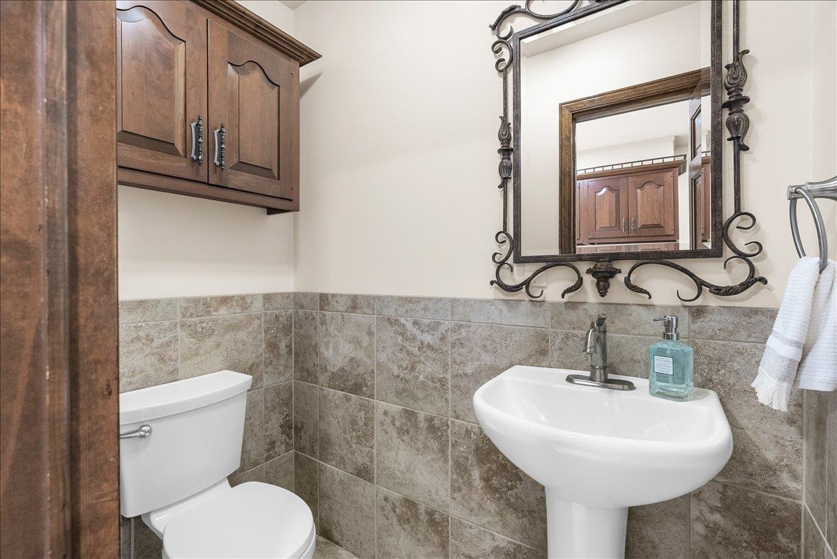 1131 Riverside Drive, Owosso, MI 48867 — Photo 35
