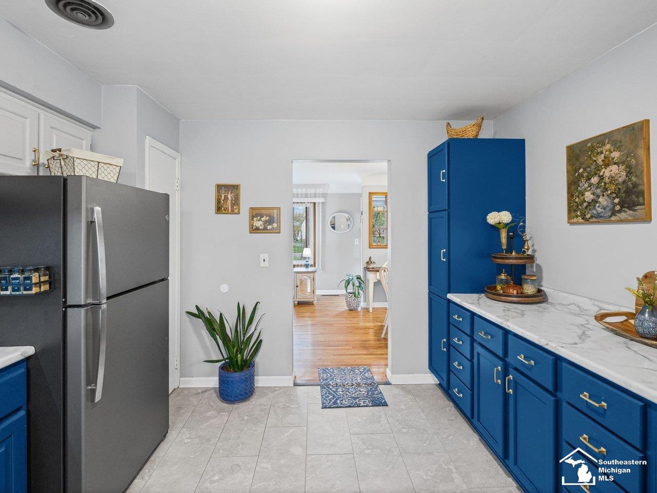 3481 Watkins Lake Road, Waterford, MI 48328 — Photo 13