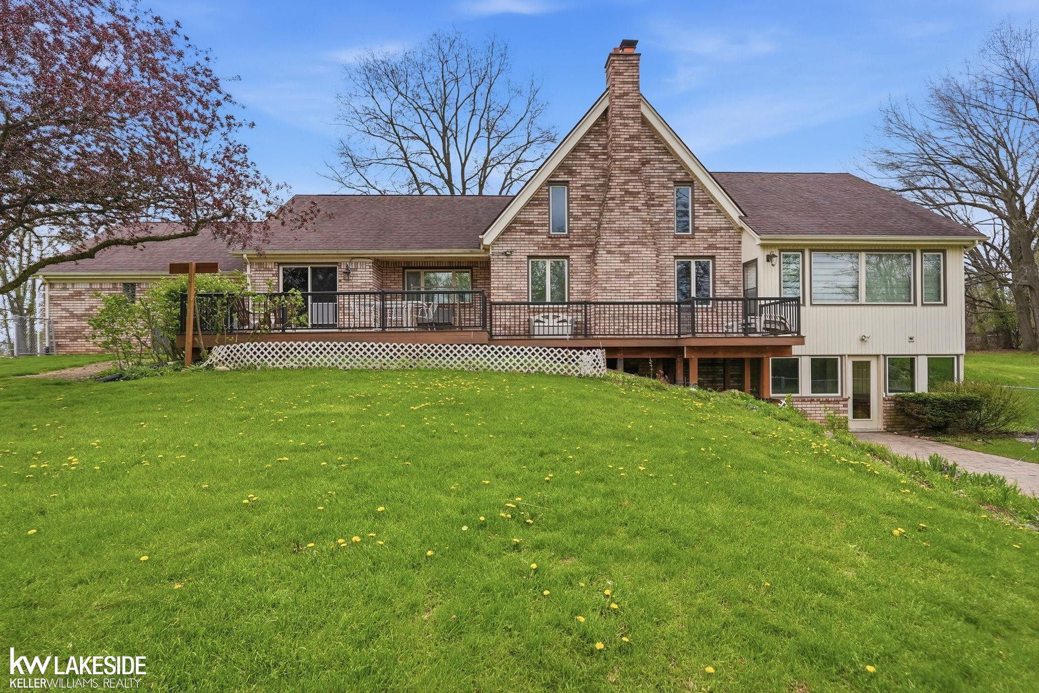 70350 Henry Ross Drive, MI 48065 — Photo 4