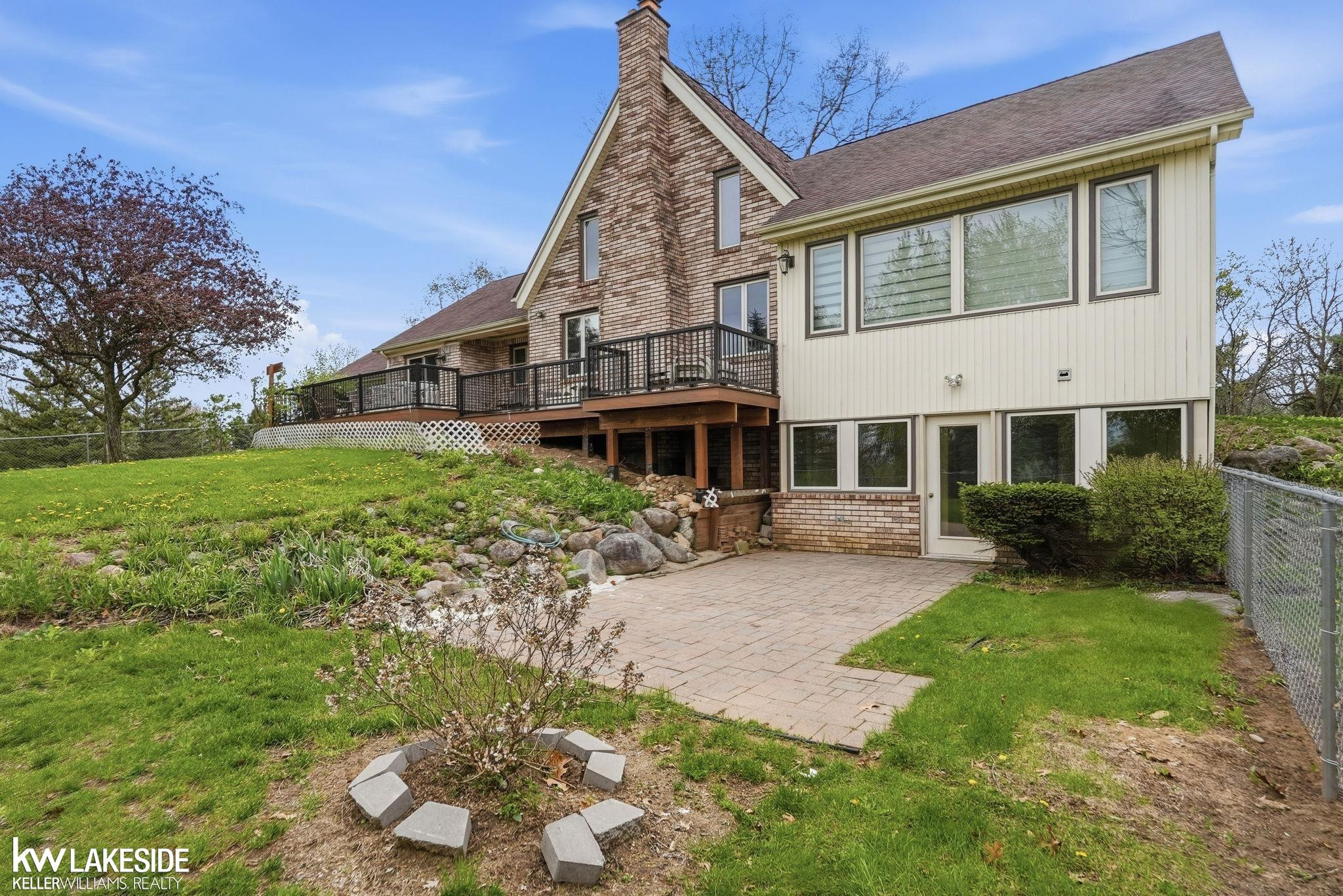 70350 Henry Ross Drive, MI 48065 — Photo 6