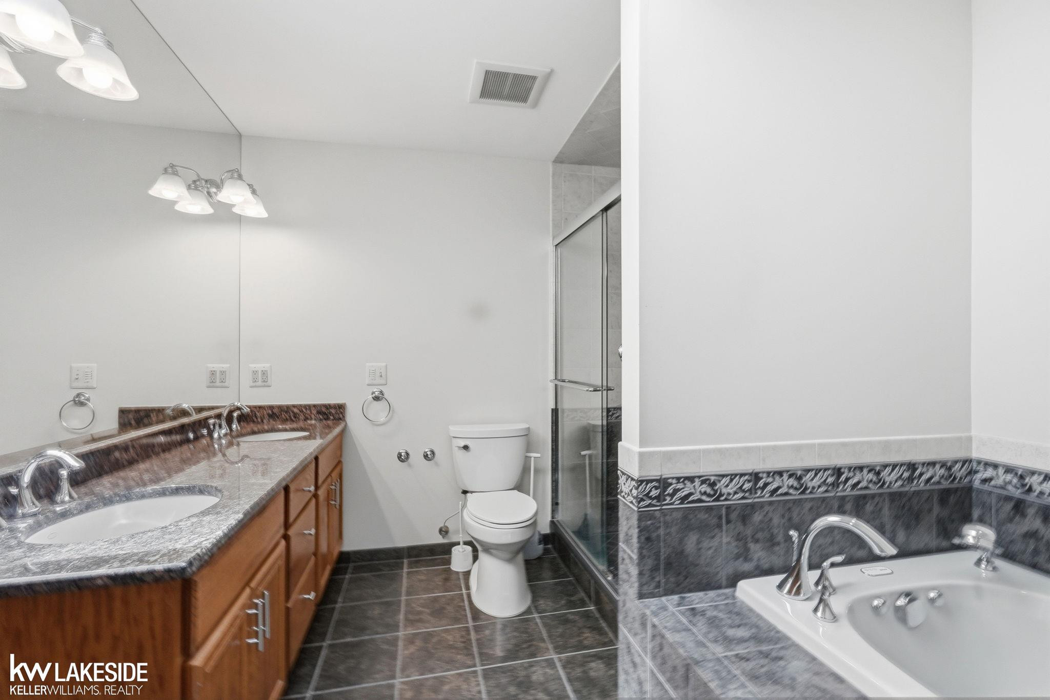 70350 Henry Ross Drive, MI 48065 — Photo 22