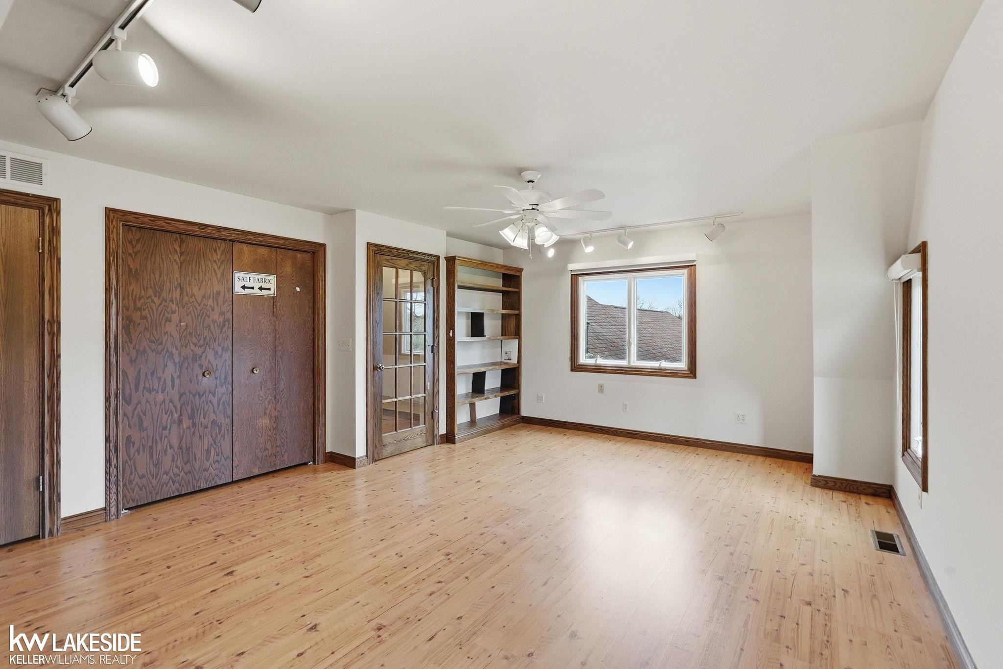 70350 Henry Ross Drive, MI 48065 — Photo 25